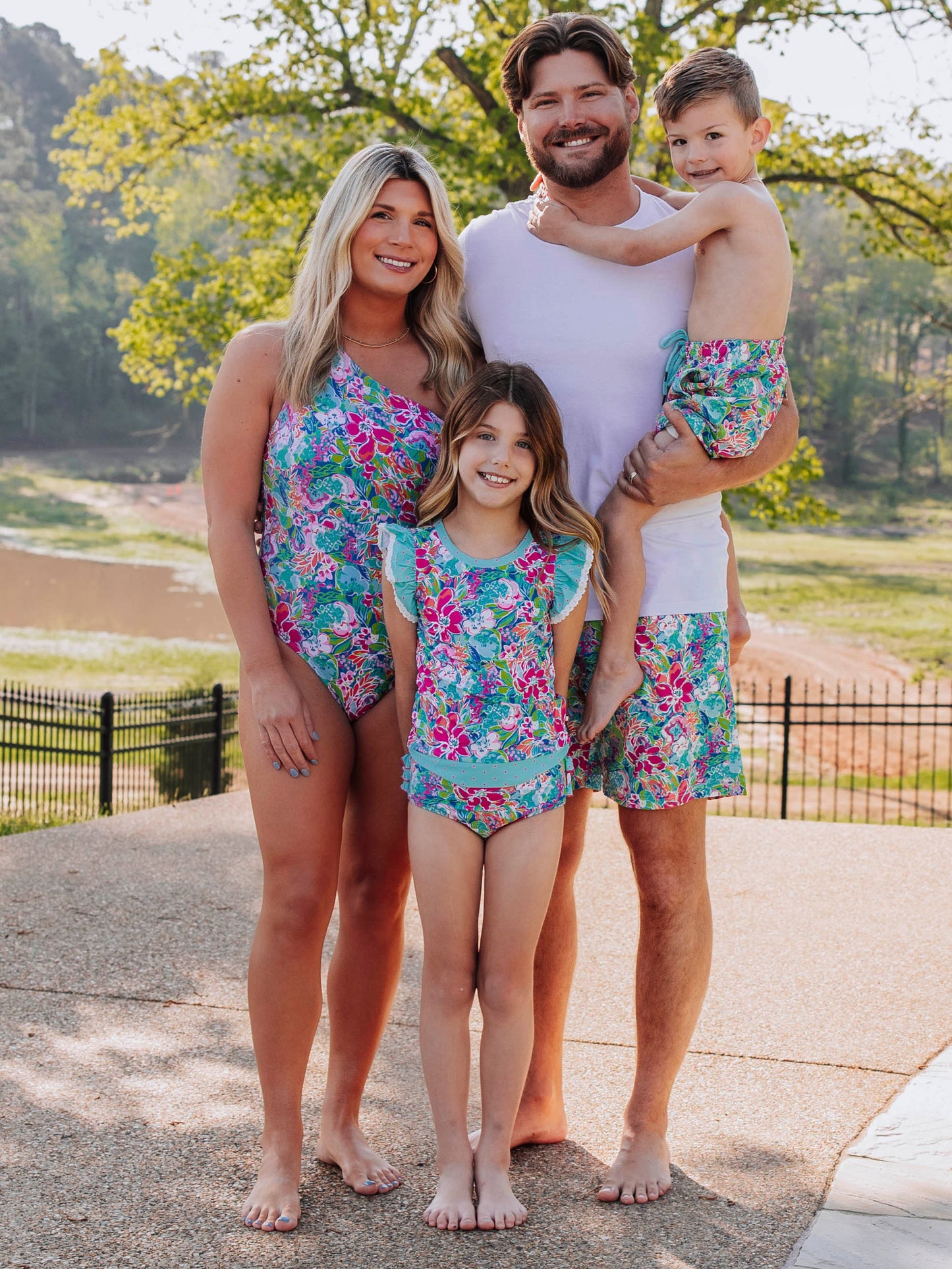 Men's Swim Trunks - Hawaiian Blooms