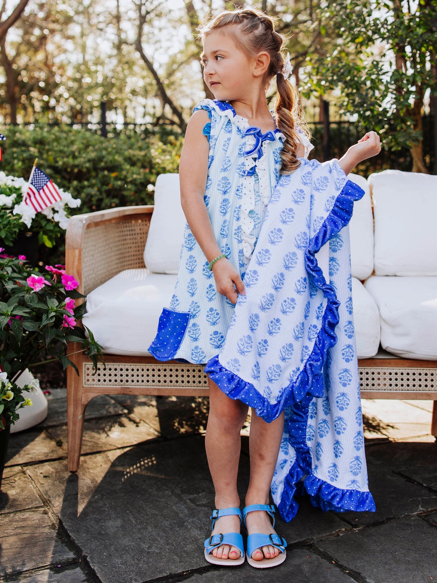 Ruffled Towel - Classic Nostalgia
