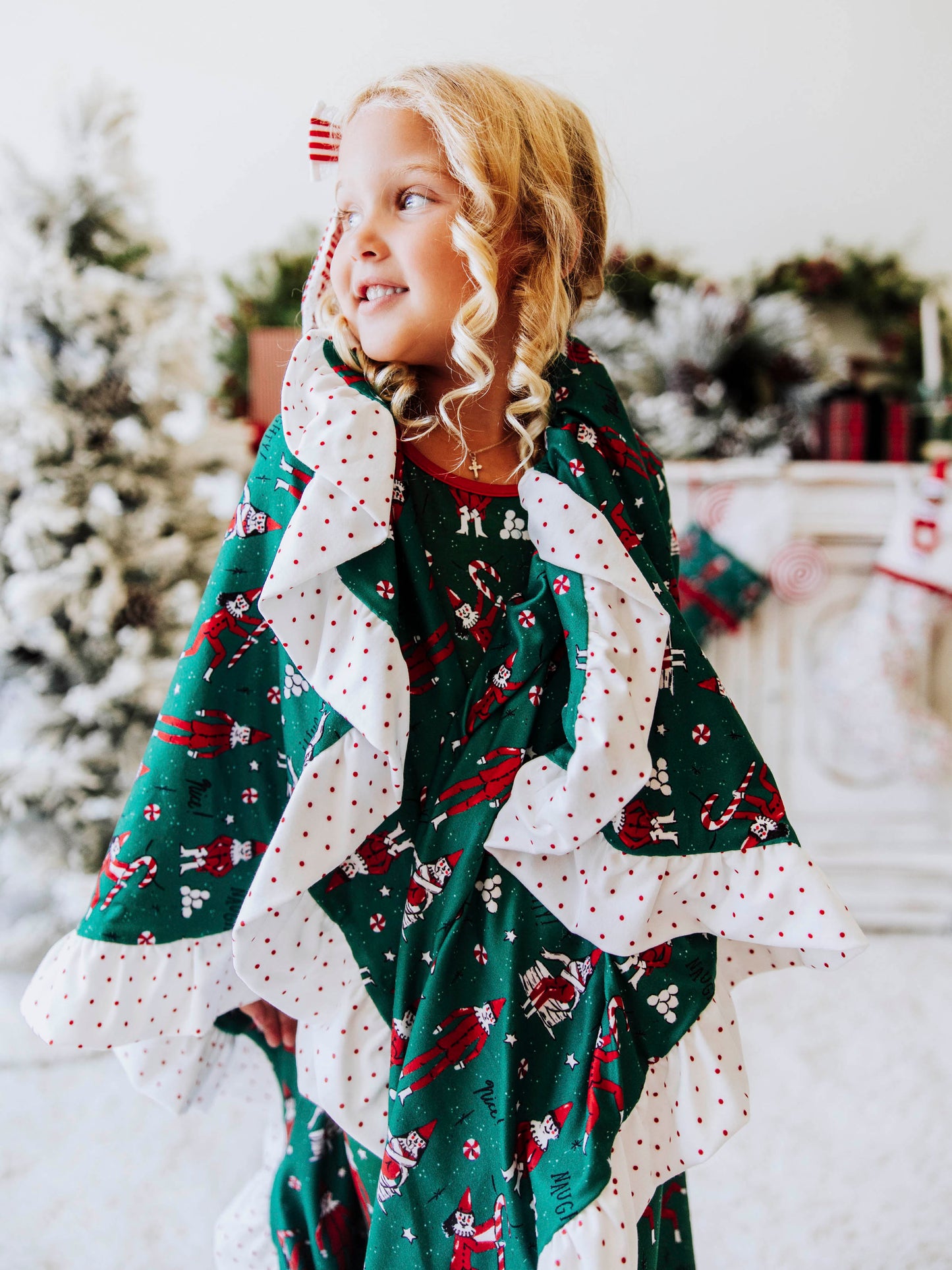 Dreamer Ruffled Blanket - Elves