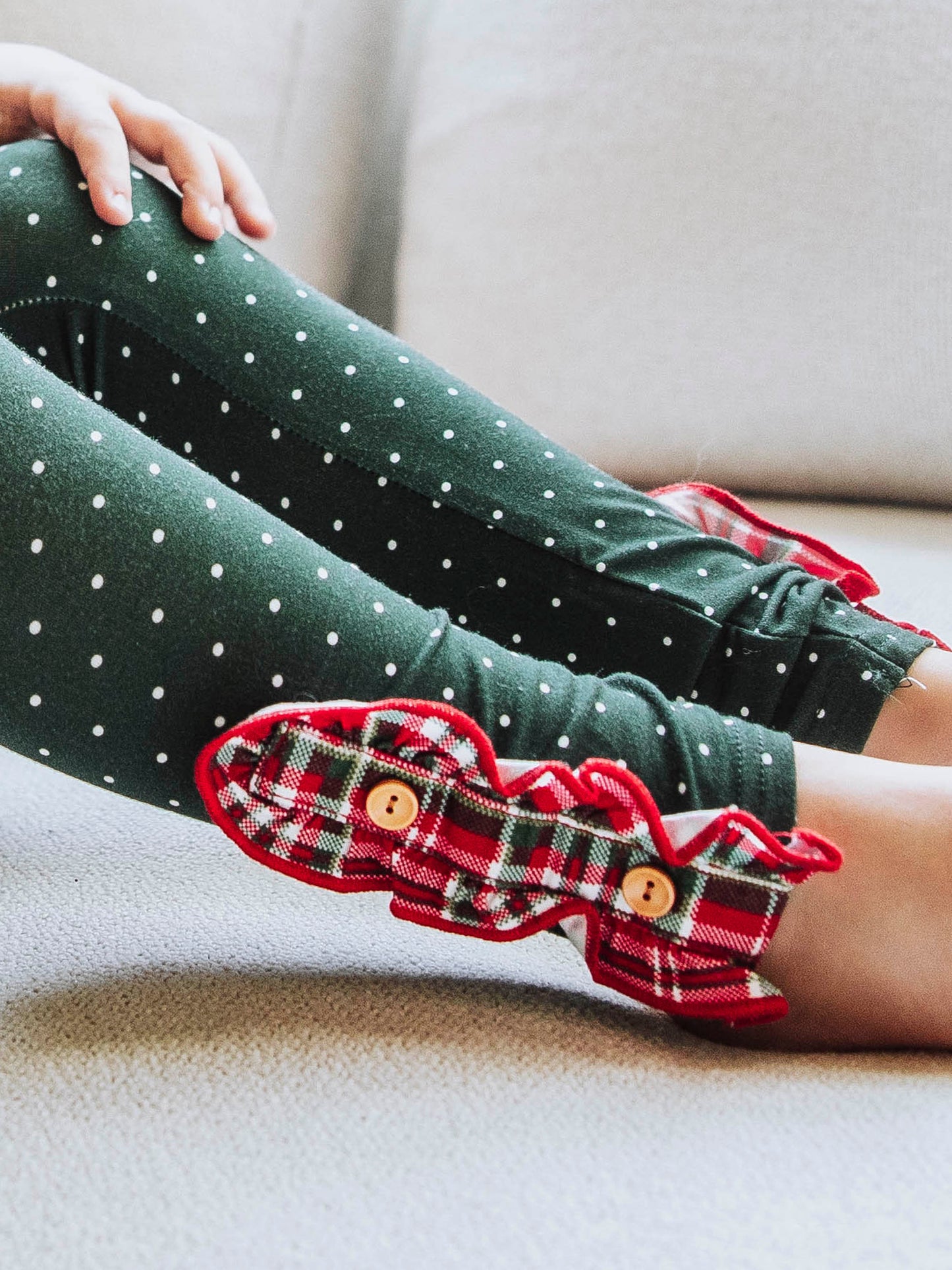 Girly Button Set - Merry Plaid