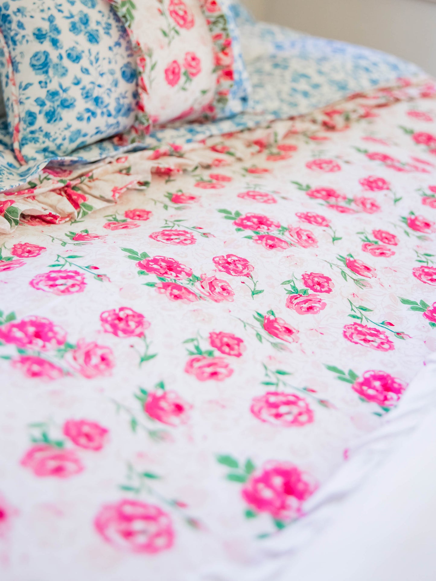 Duvet Cover + Sham(s) - Raspberry Roses