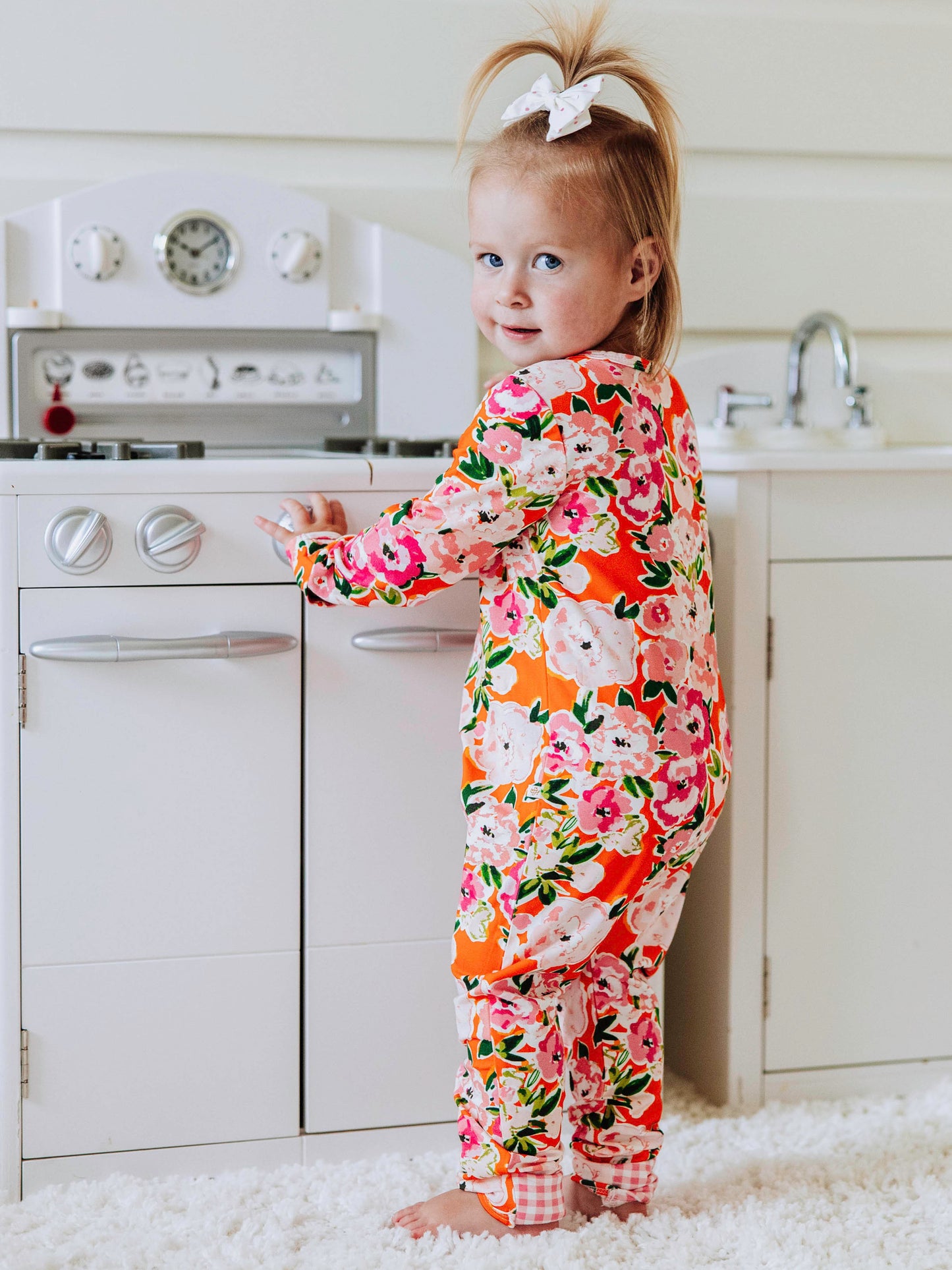 Cloud Layette - Glowing Pink Flowers