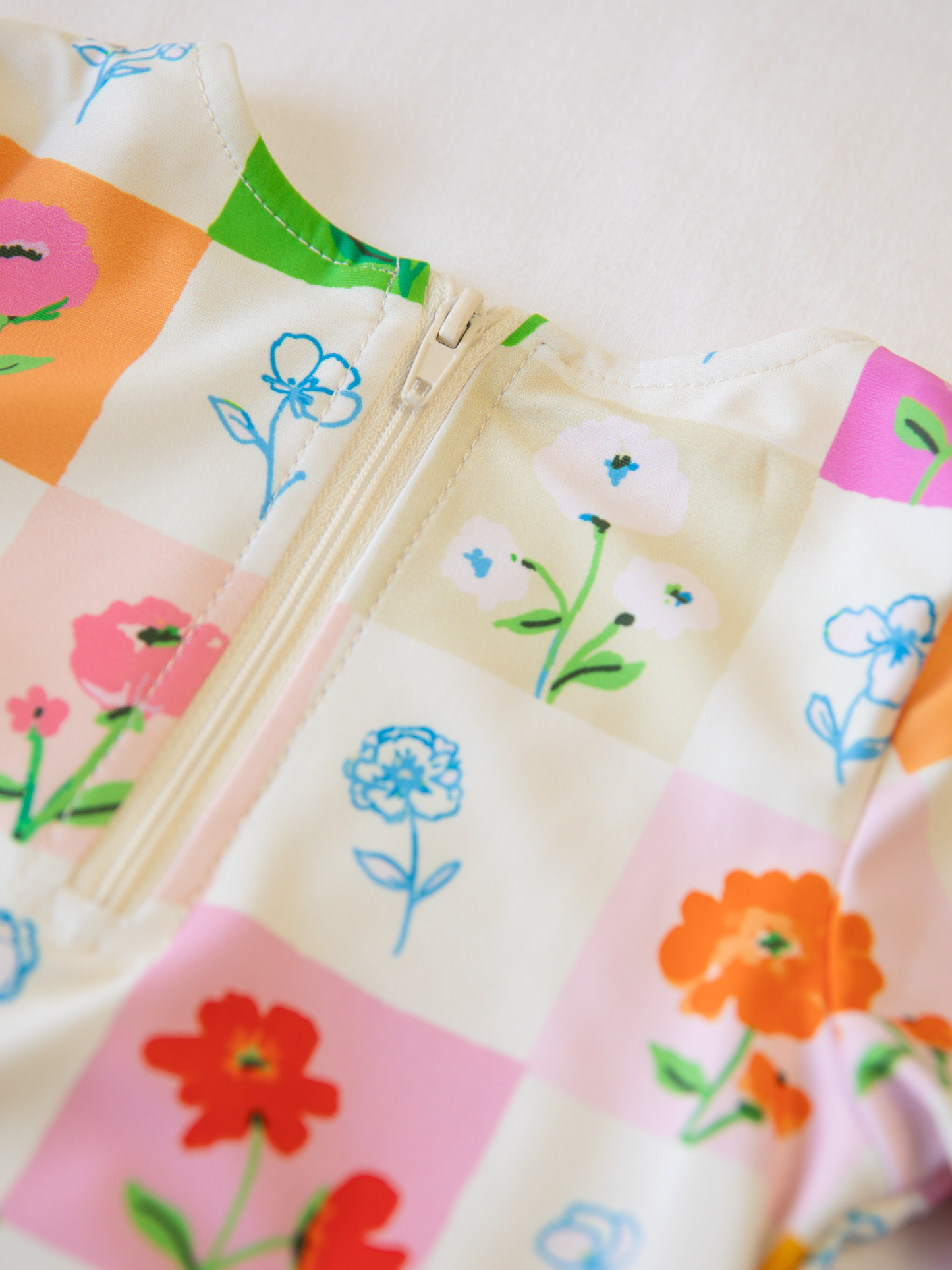 Solid Rash Guard - Checkered Blooms