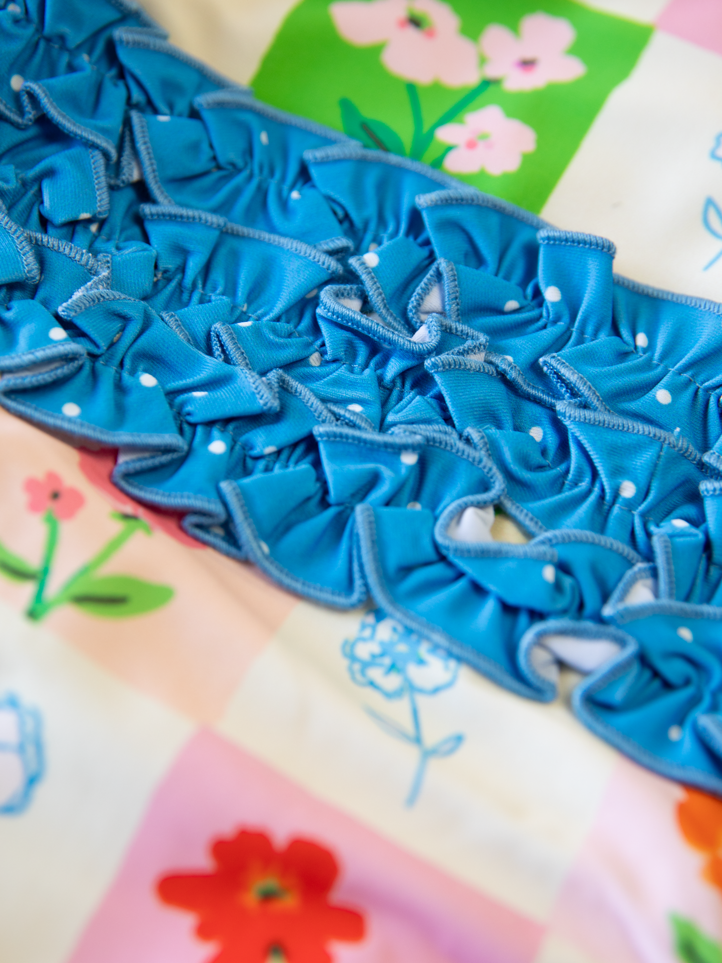 Solid Rash Guard - Checkered Blooms