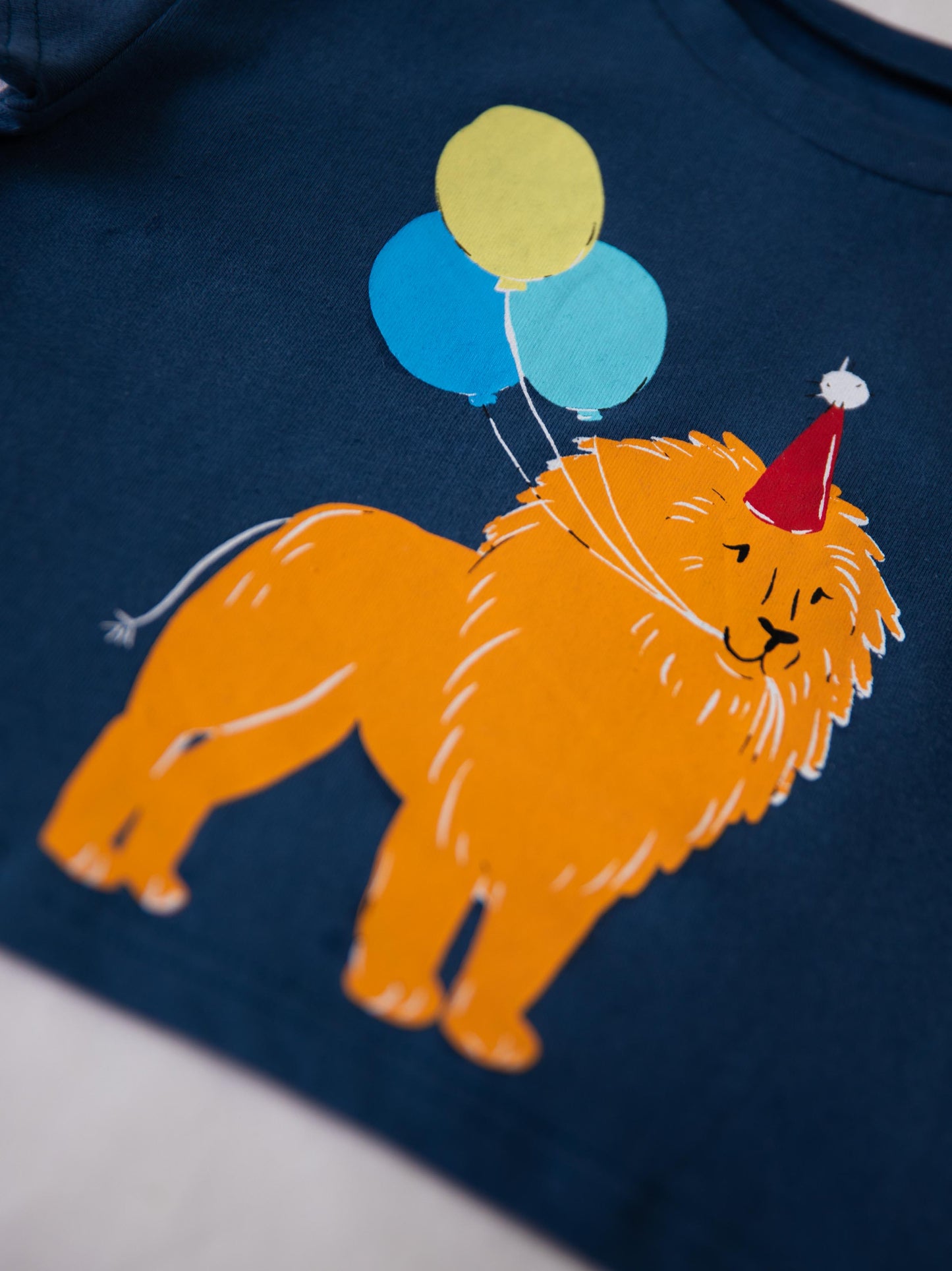 Graphic Tee - Party Lion