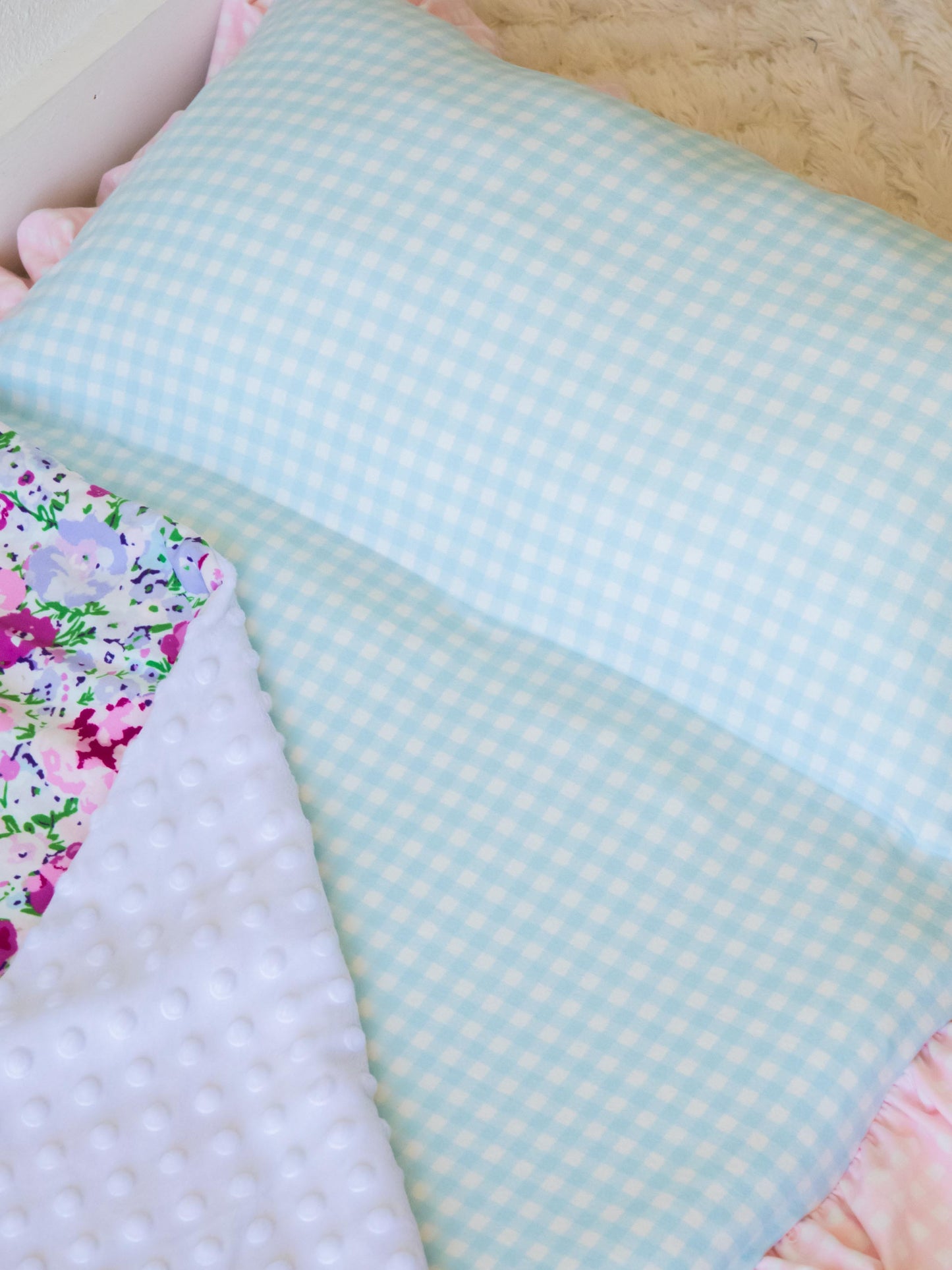Nap Mat - Violet Carnations