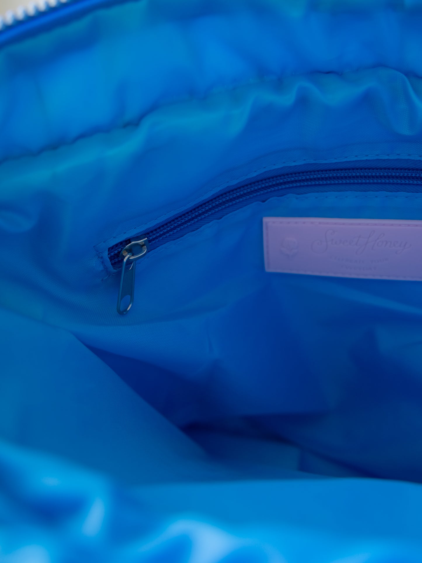 Puffer Tote - Royal Blue
