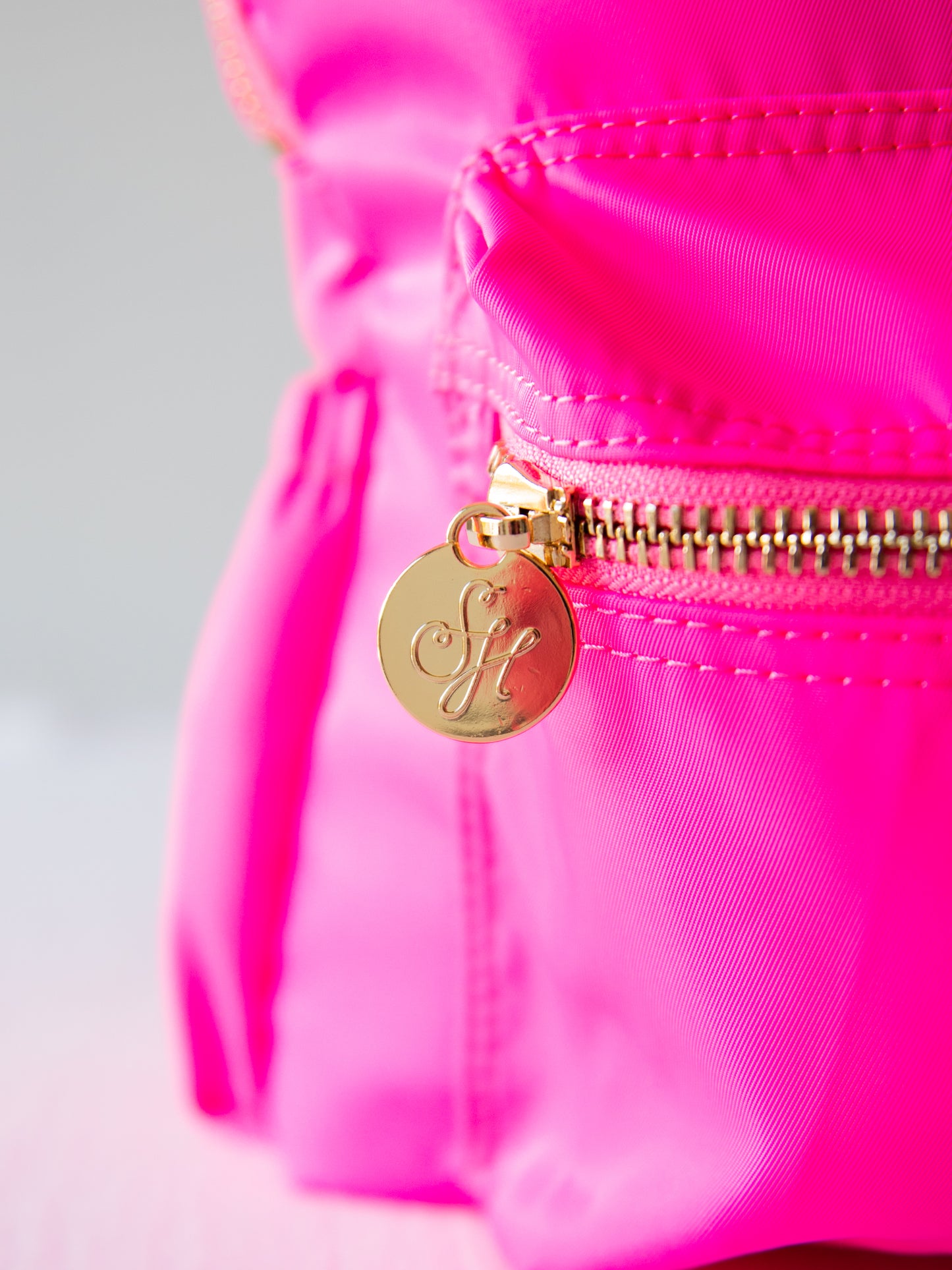 Retro Backpack - Vibrant Pink