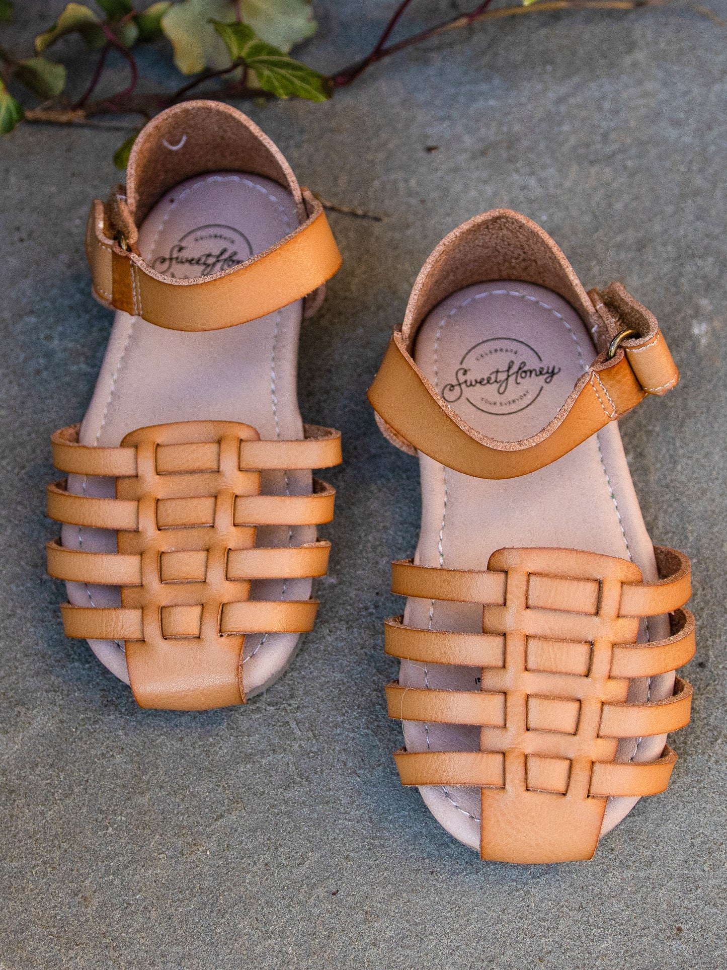 Huaraches Sandals – Tan