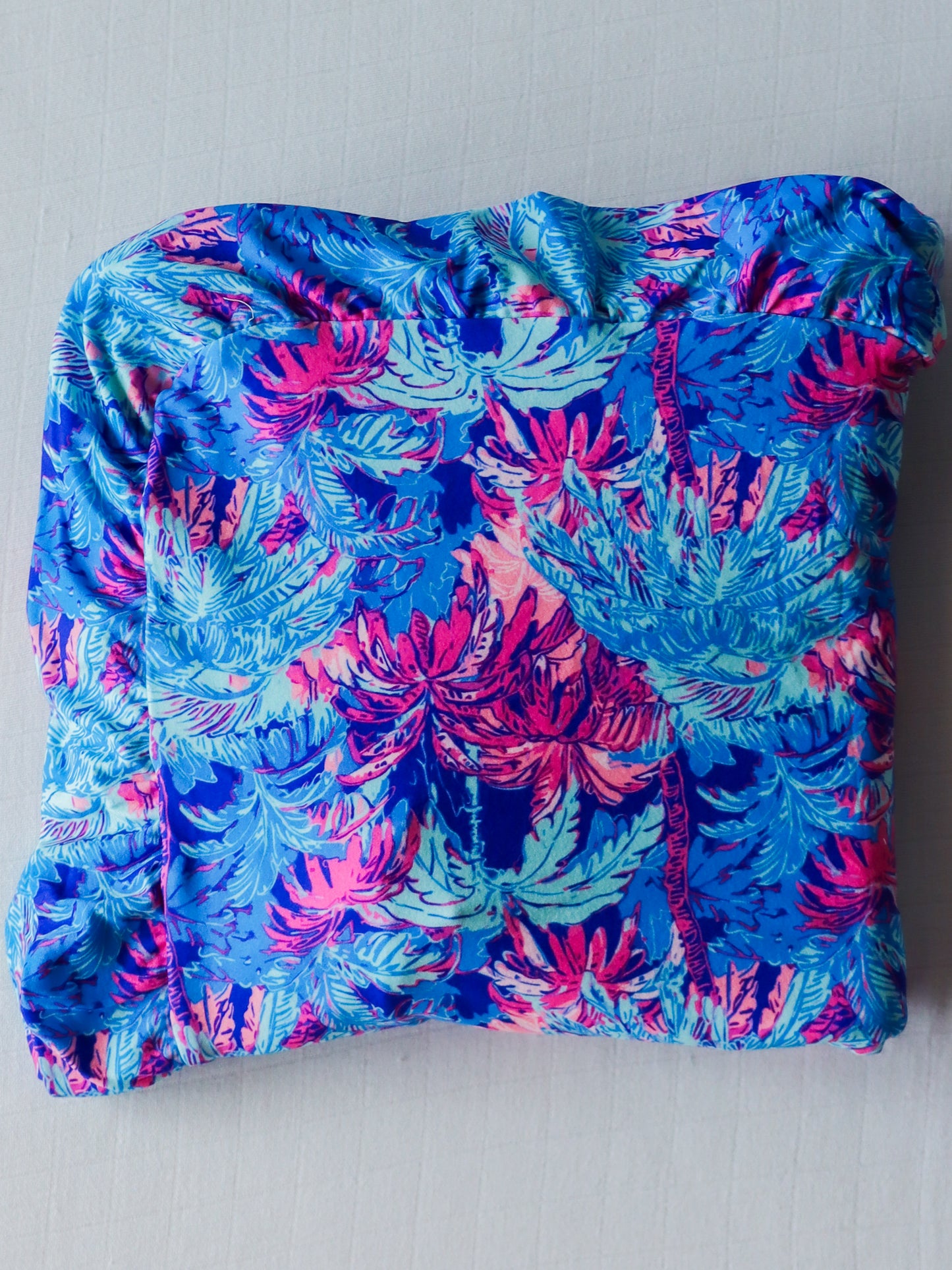 Dreamer Ruffled Blanket - Tropical Nights