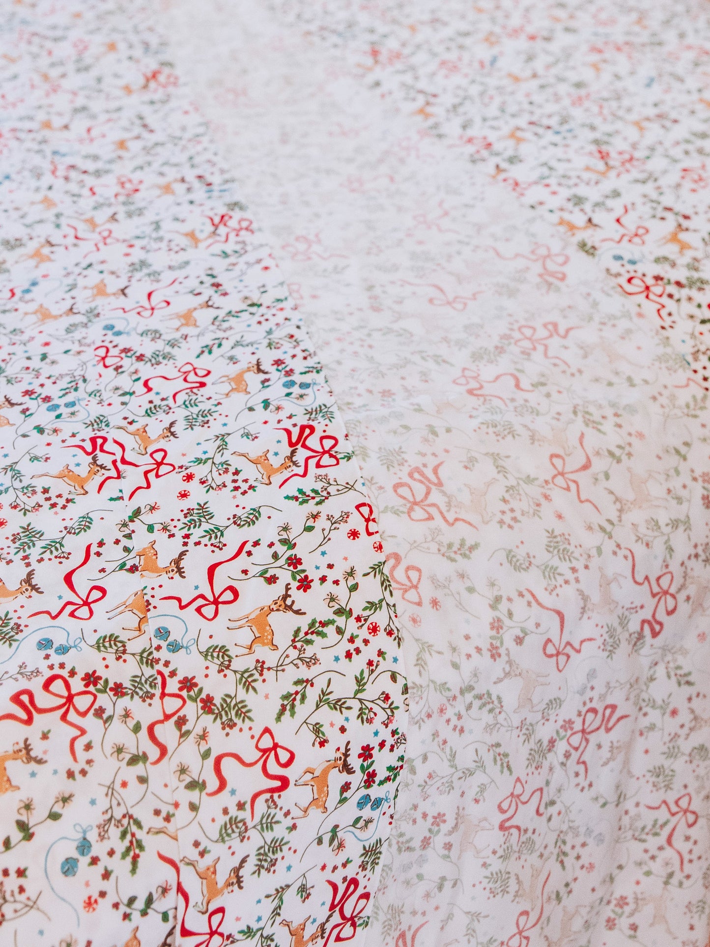 Holiday themed sheet set.