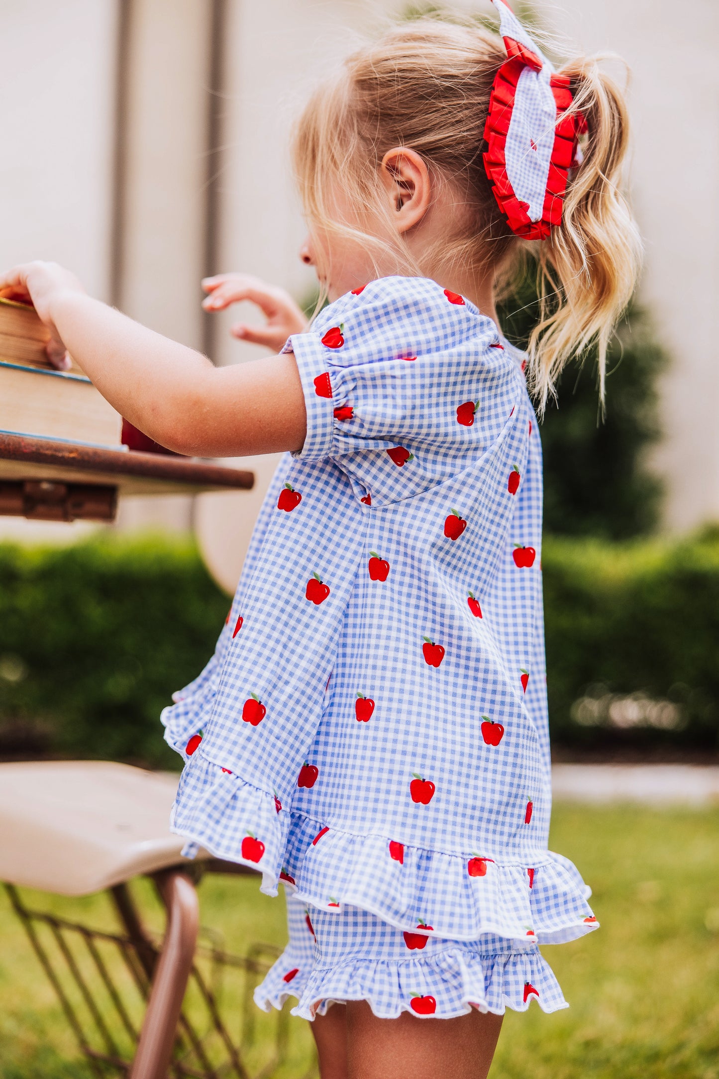 Flowy Ruffled Button Set - Apple Gingham Blue