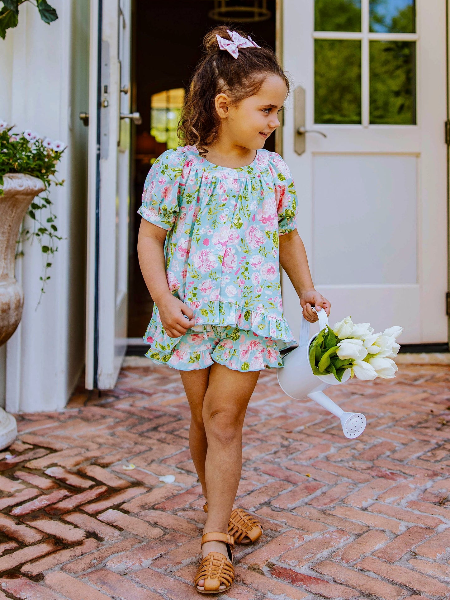 Flowy Ruffled Button Set - Breezy