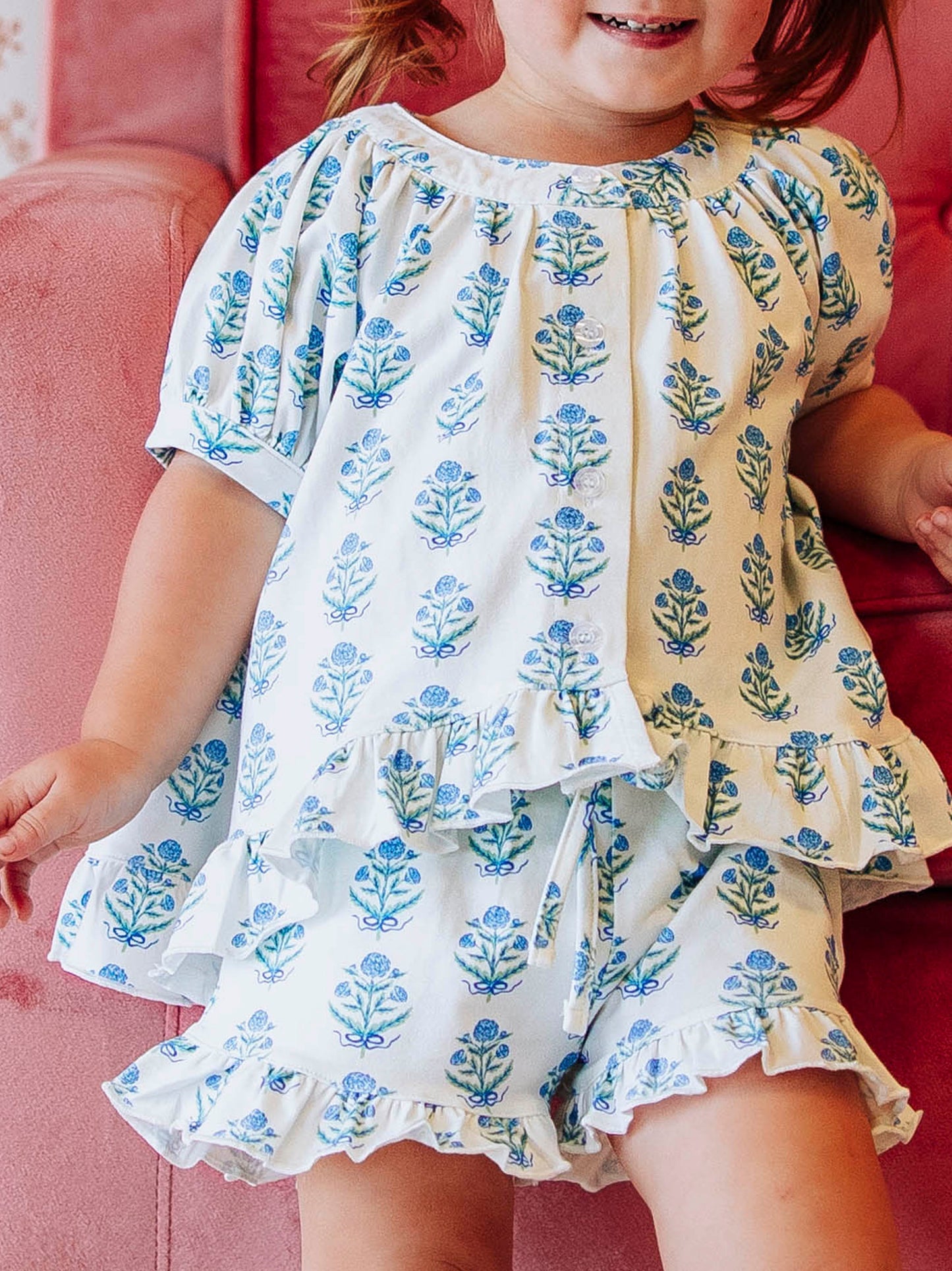 Flowy Ruffled Button Set - Nostalgia