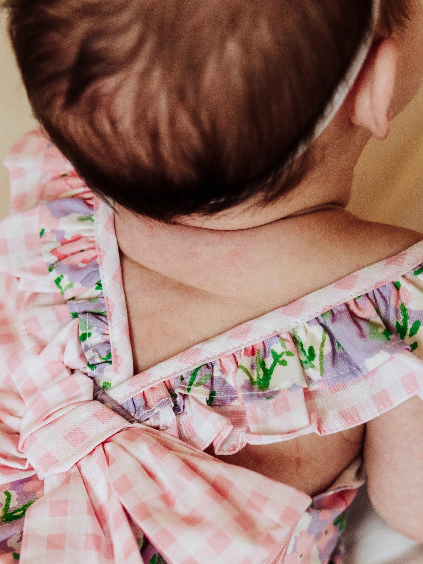 Flutter Bow Bubble - Pastel Blooms