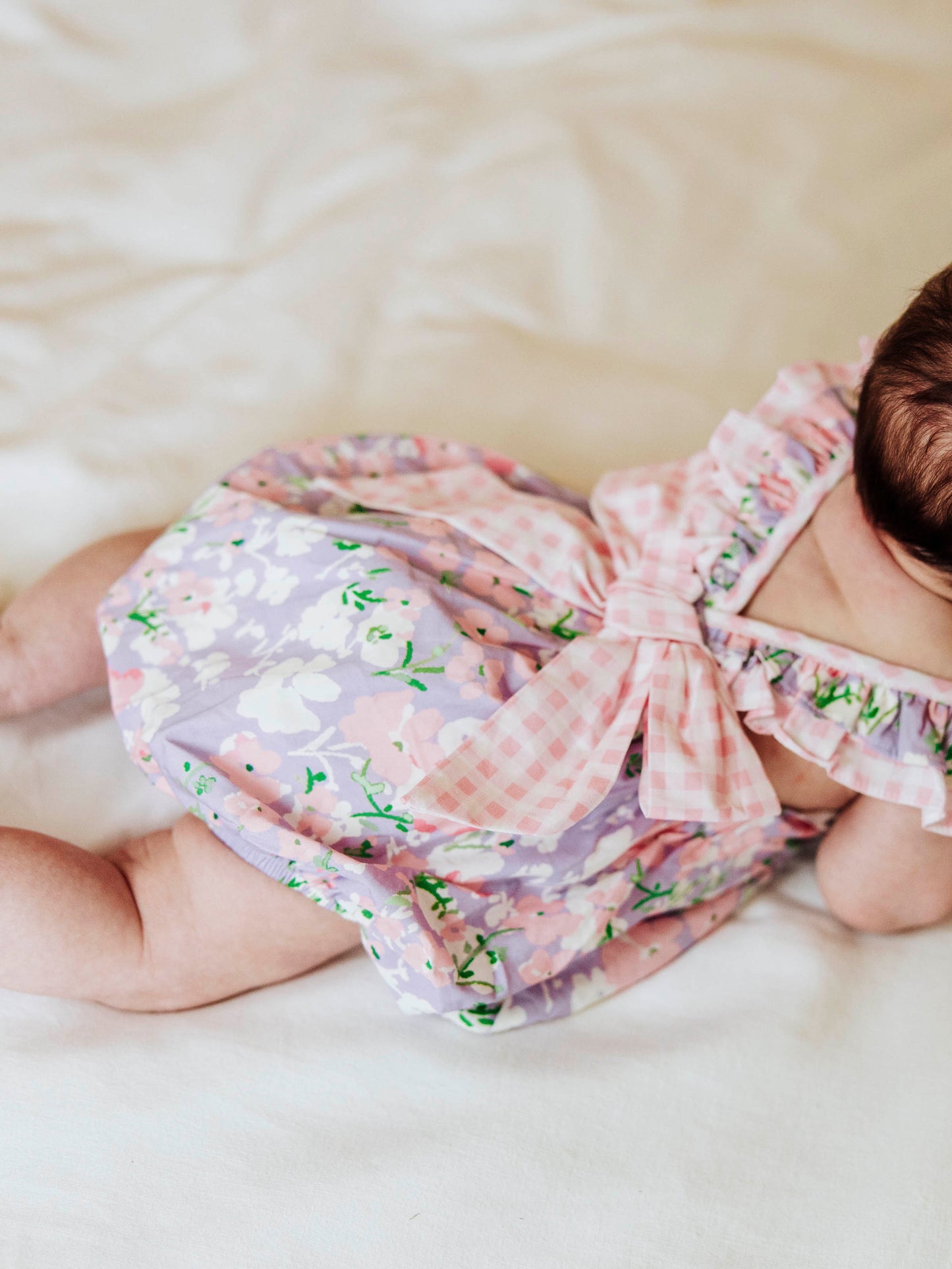 Flutter Bow Bubble - Pastel Blooms