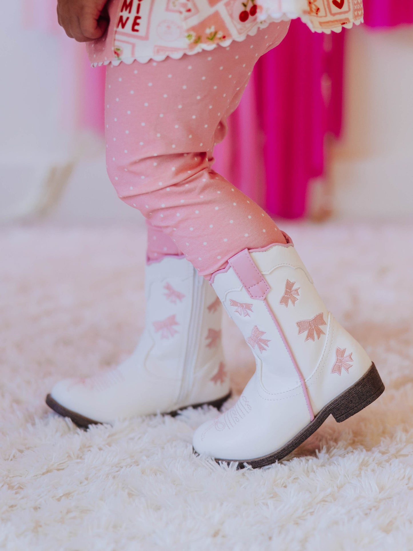 Cowgirl Boots - Pink Bows