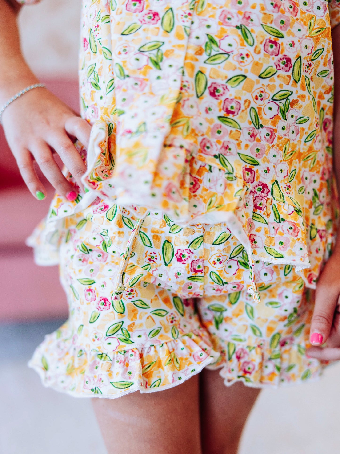 Flowy Ruffled Button Set - Happy Yellow