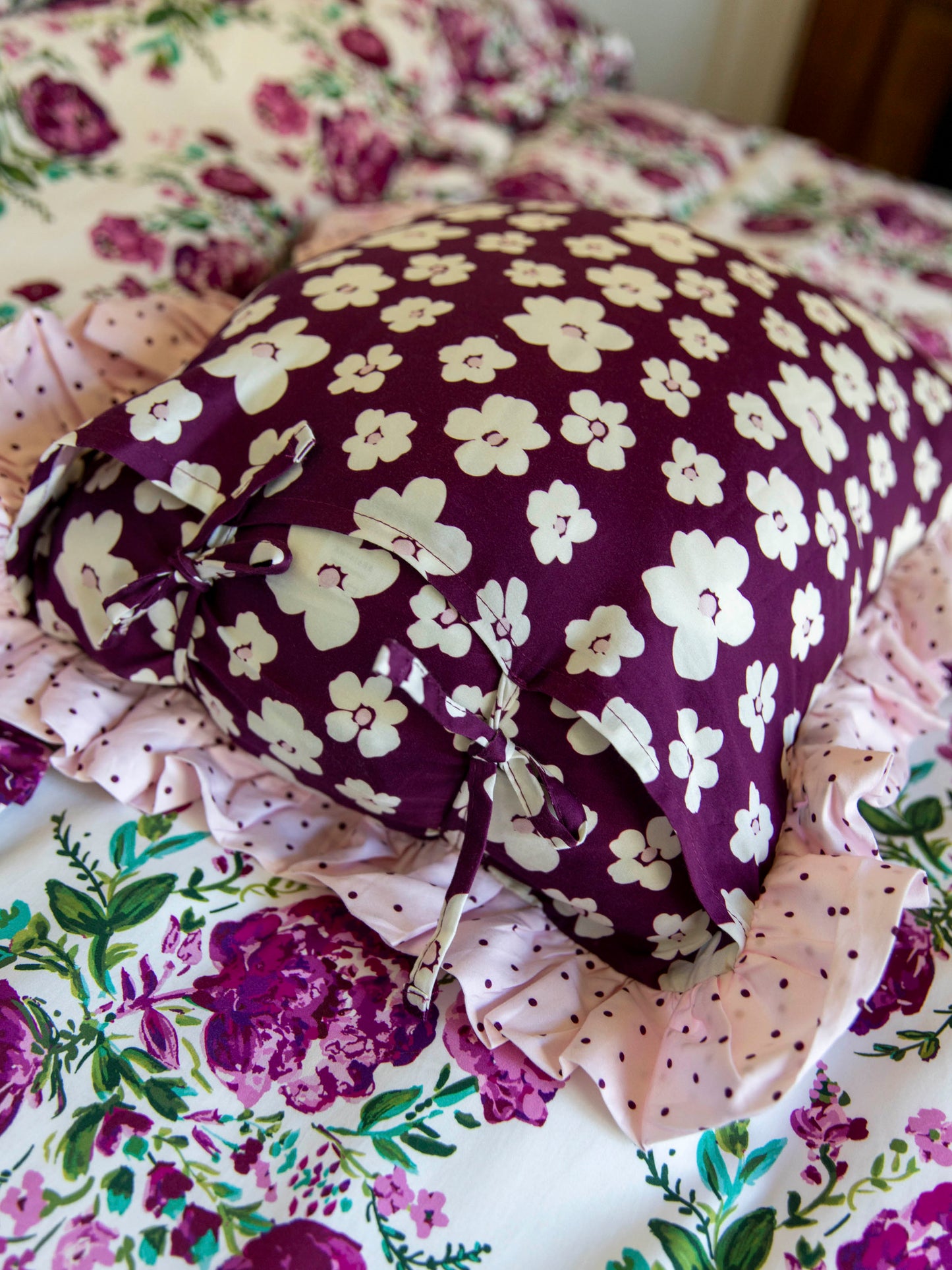 16 x 16 Pillow Cover - Sugar Plum Floral