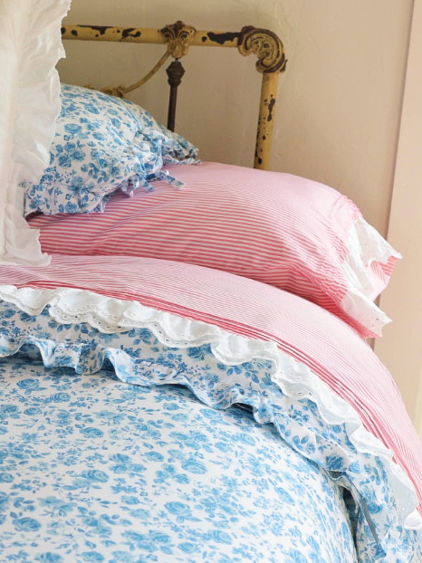 Elevate your bedding with our elegant lace-trimmed sheet set, designed to bring timeless charm and refined detail to any bedroom. Crafted from soft, breathable fabric, these sheets feature a delicate eyelet lace ruffle along the edge for a romantic, heirloom-inspired finish. The scalloped lace trim adds texture and dimension, while the subtle pintuck detailing enhances the overall craftsmanship. Perfect for creating a light, airy, and feminine look, this lace accent transforms a simple sheet into a standout