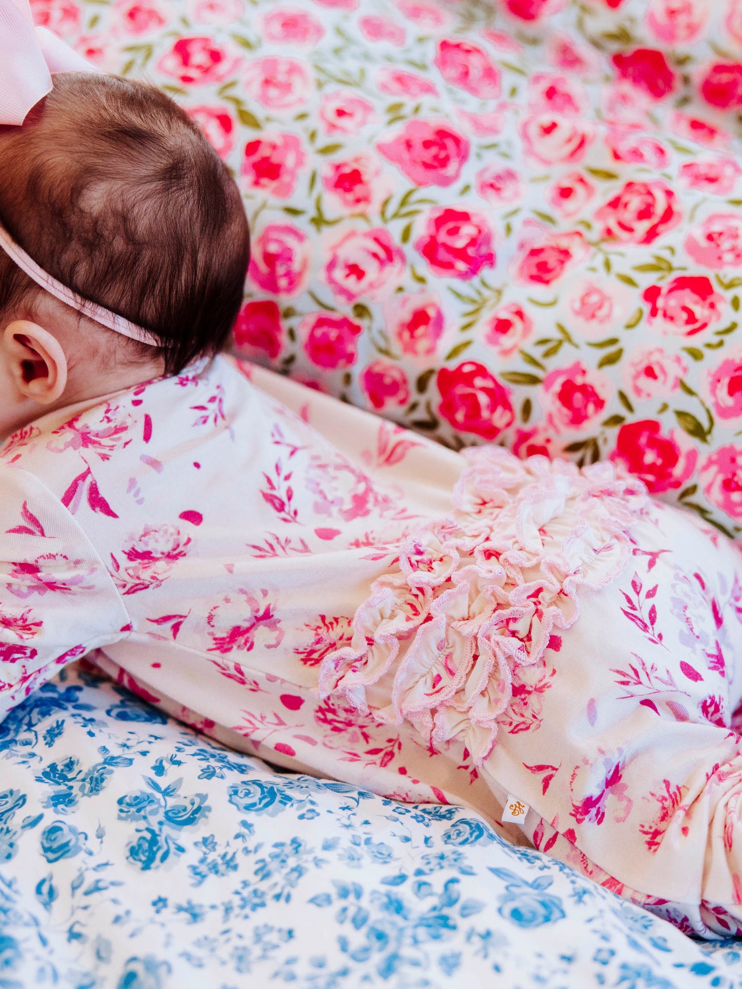 Scalloped Cloud Layette - Falling Pink Petals