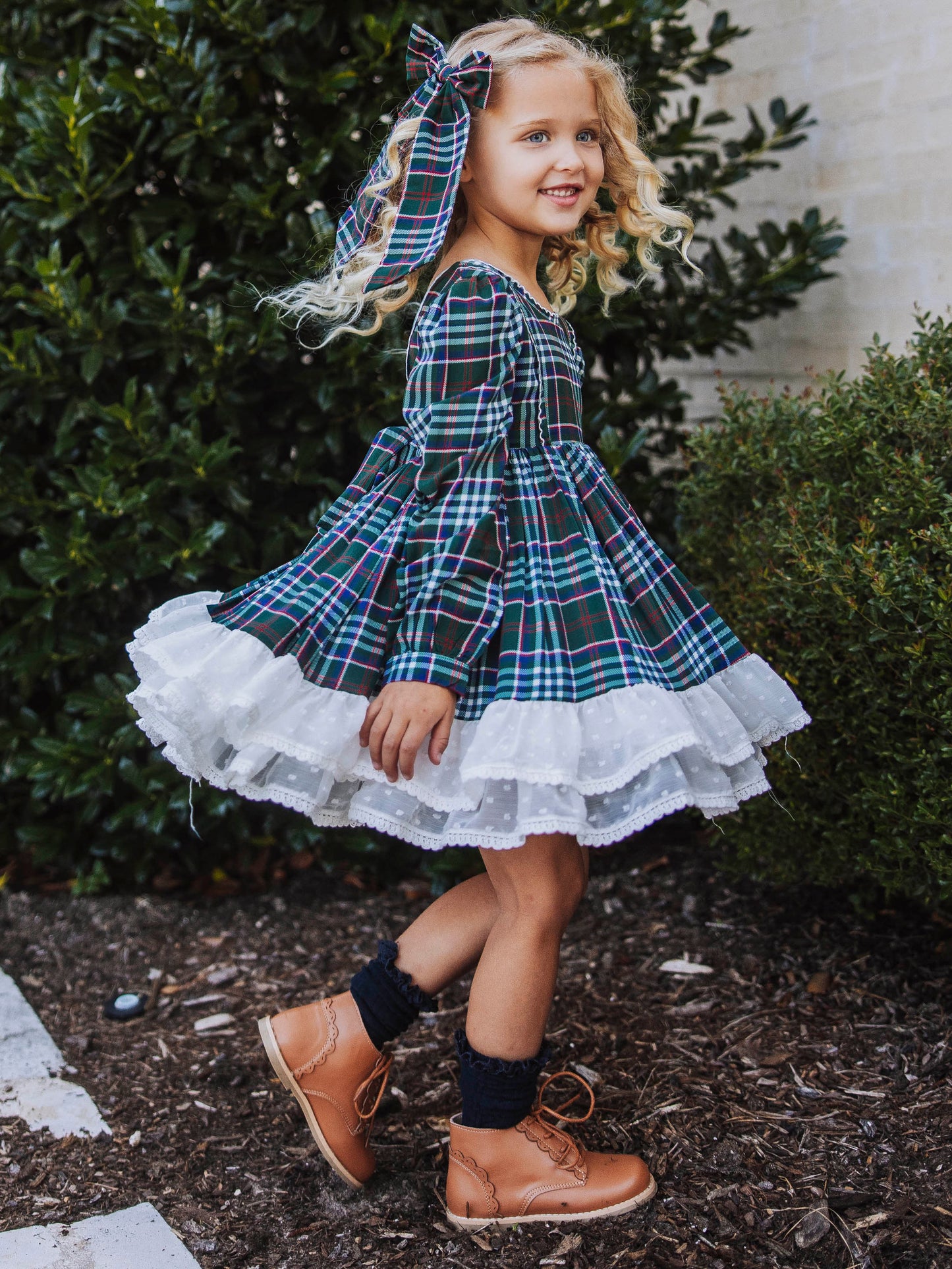 Tiny Dancer - Christmas Traditions