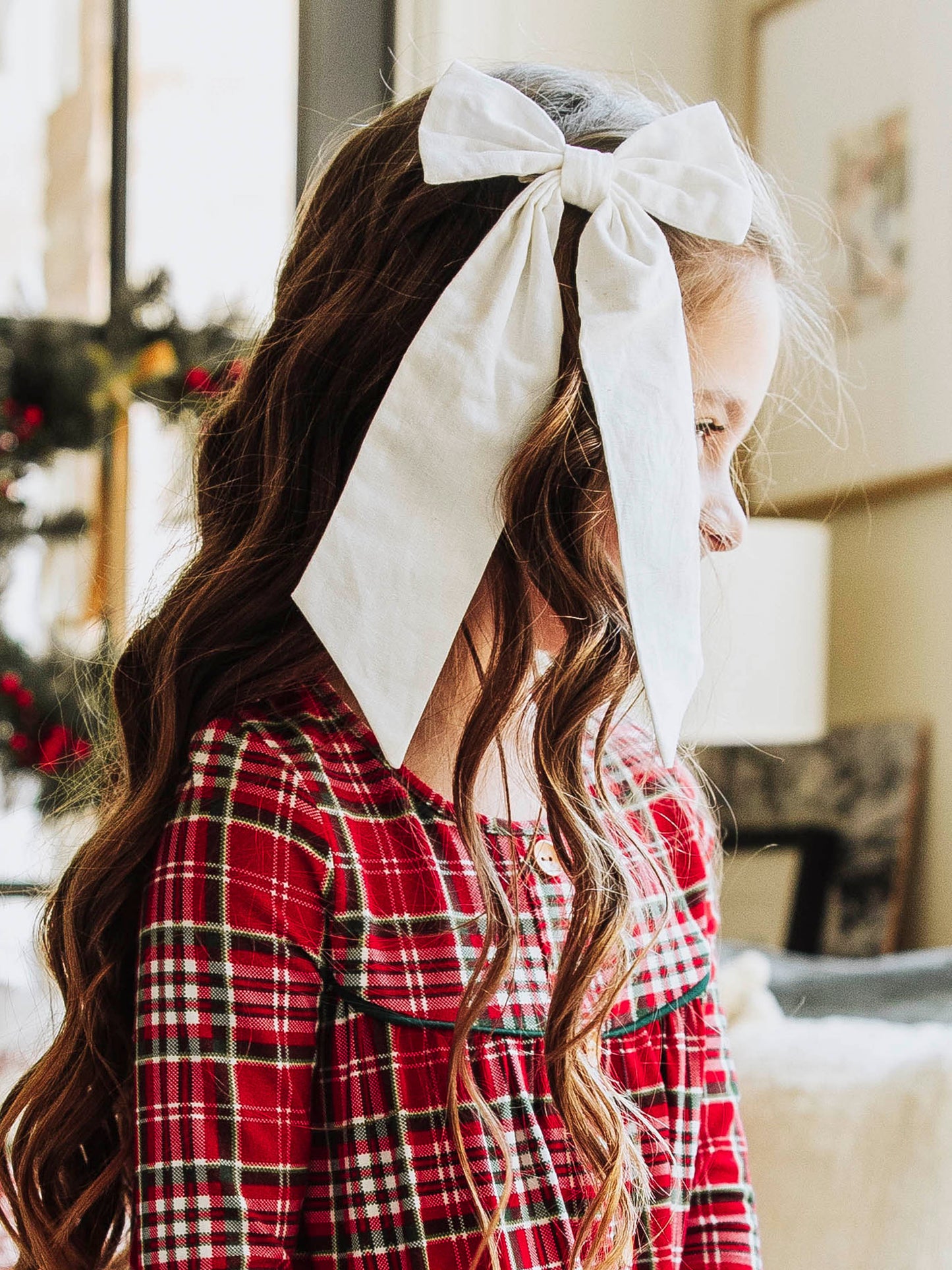 Large Long Tail Bow - White