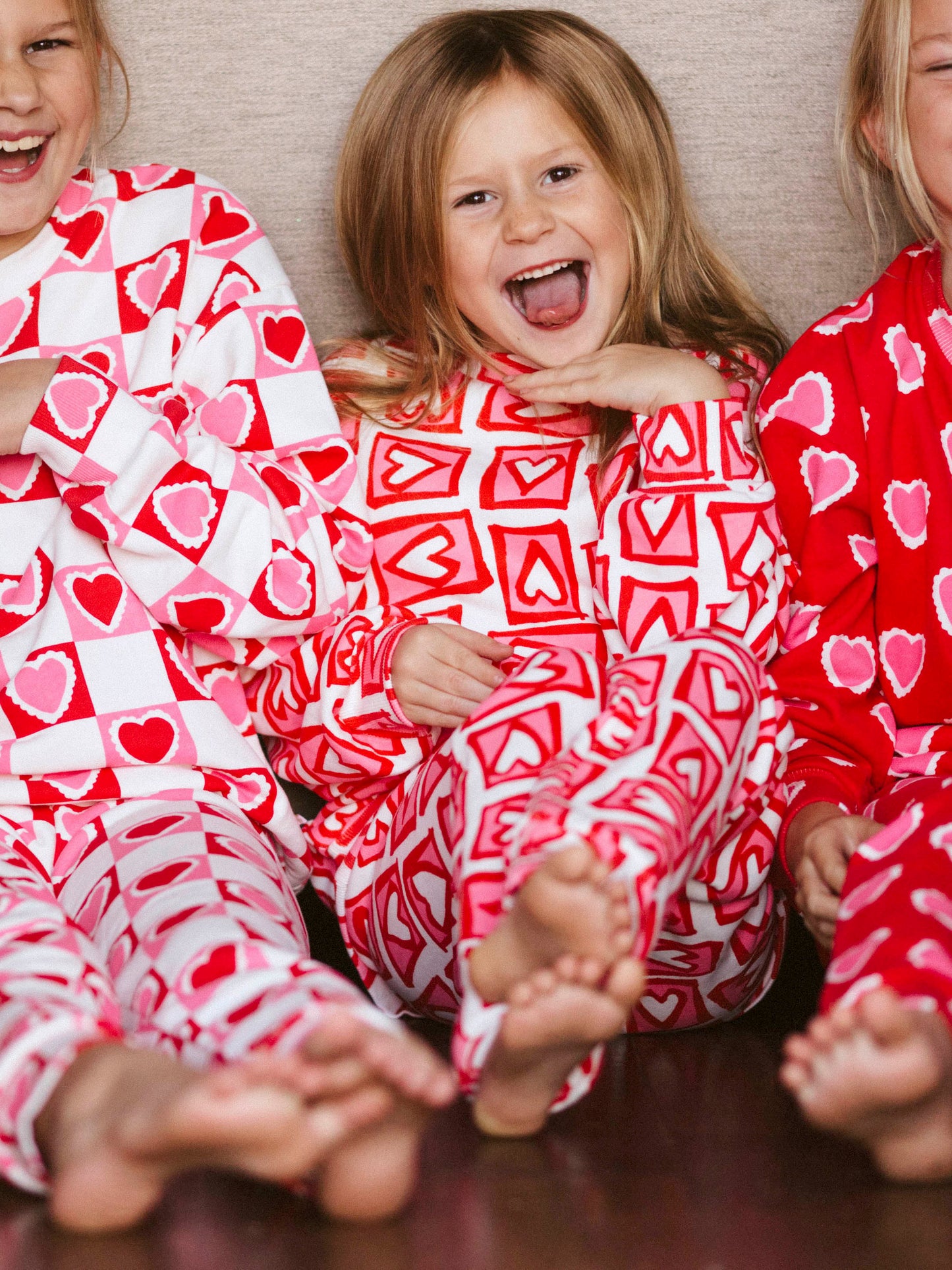 Sweatshirt Set - Fun Hearts