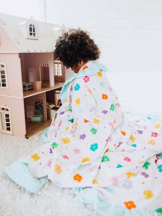 Dreamer Ruffled Blanket - Playful Soft Pink