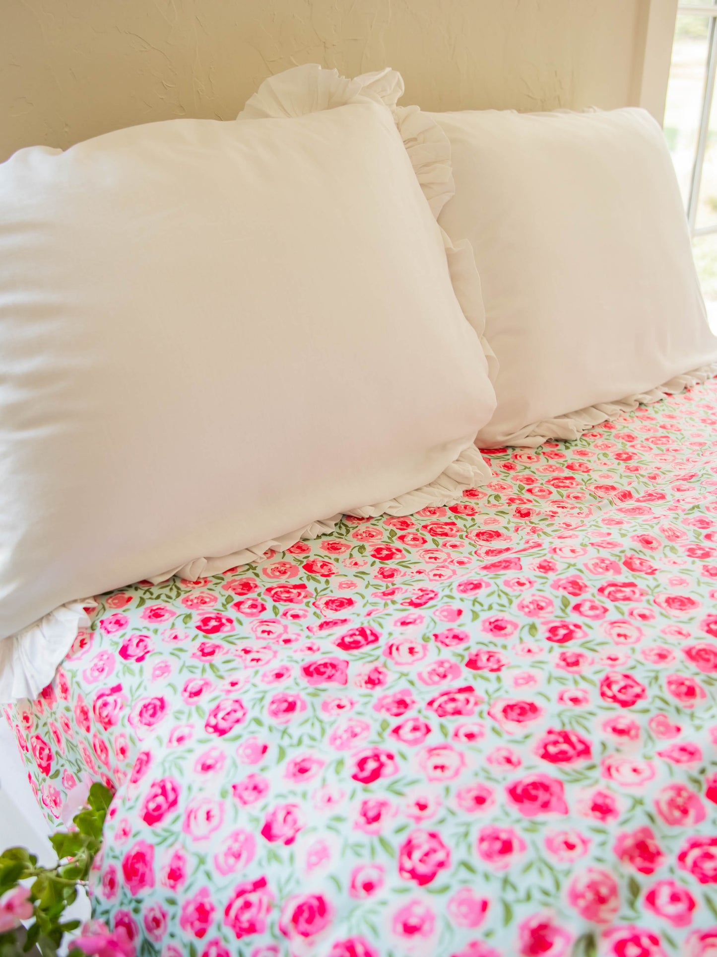 Sheet Set - Covered in Roses on Aqua