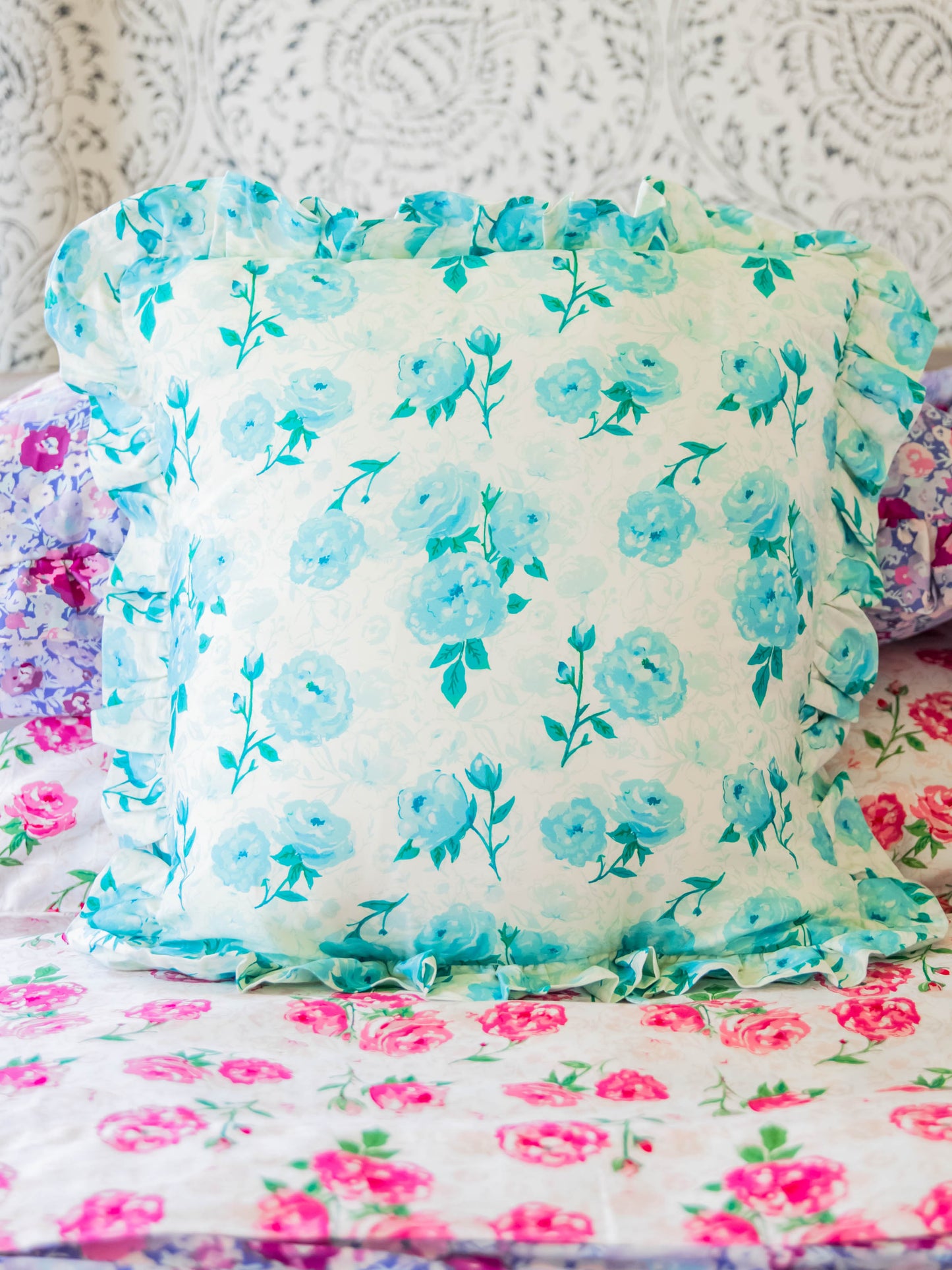 16 x 16 Pillow Cover - Velvet Roses