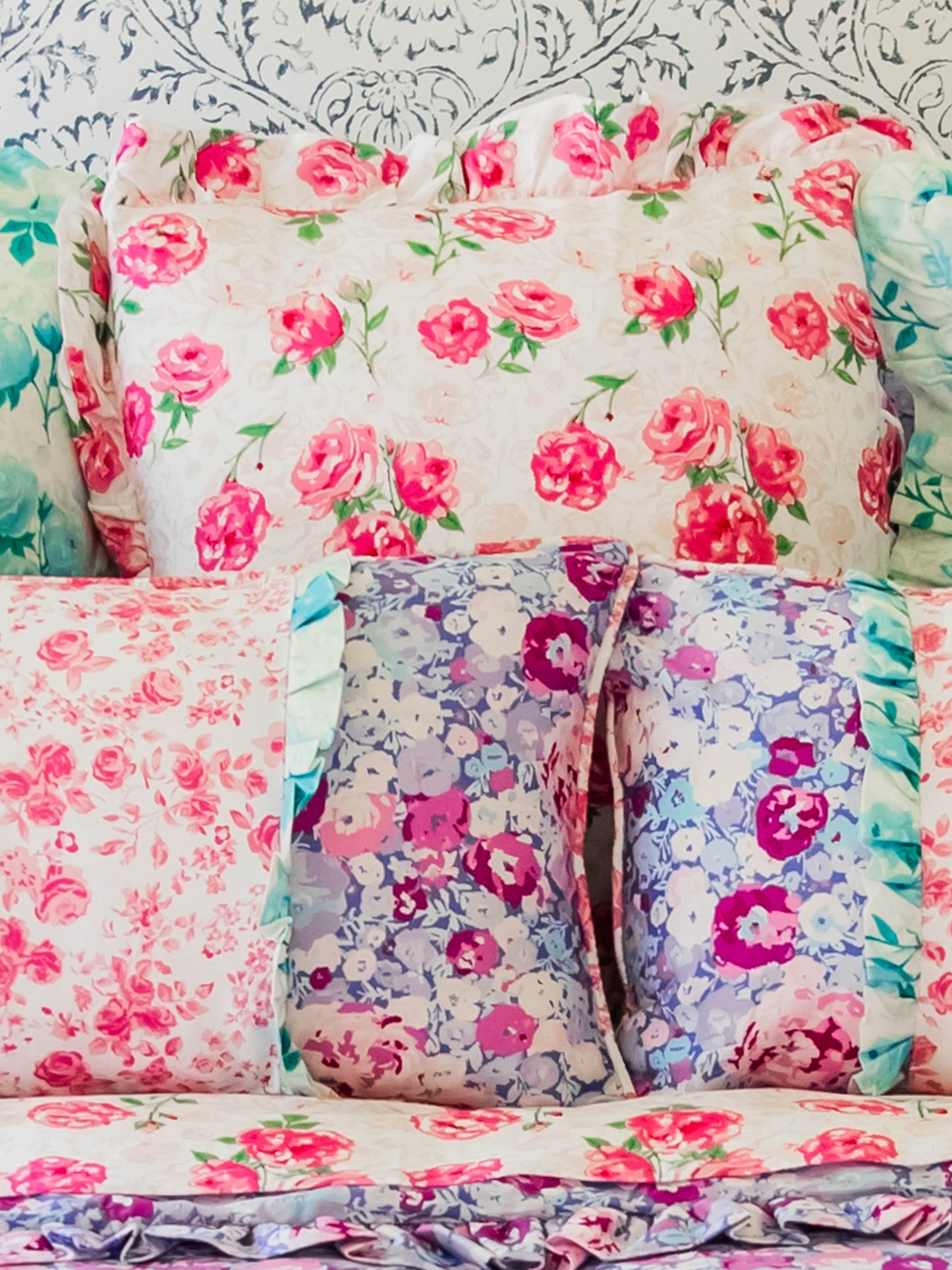 16 x 16 Pillow Cover - Raspberry Roses