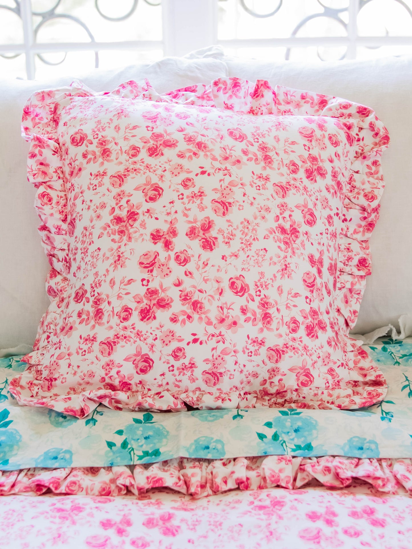 16 x 16 Pillow Cover - Blooming Pinks