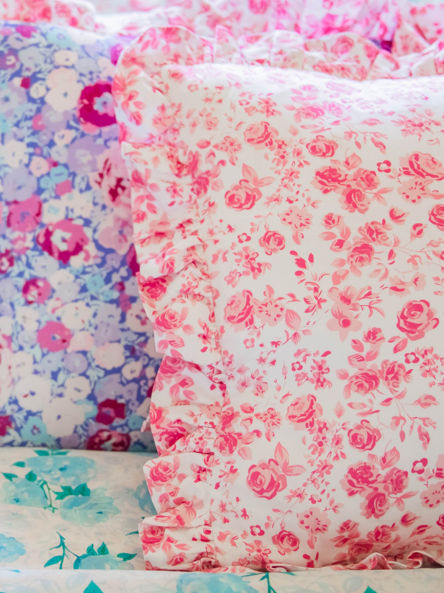 16 x 16 Pillow Cover - Blooming Pinks