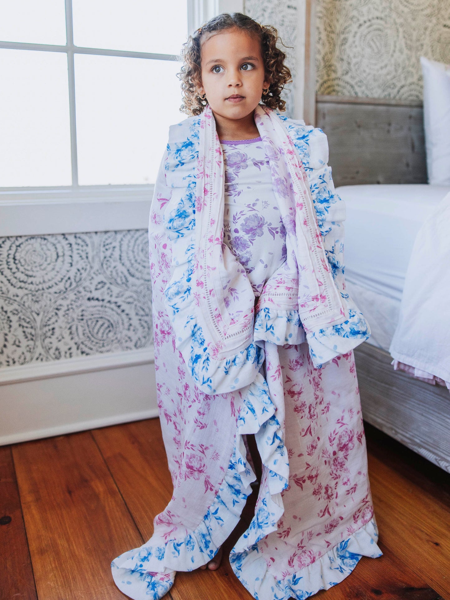 Keepsake Lace Swaddle - Falling Petals