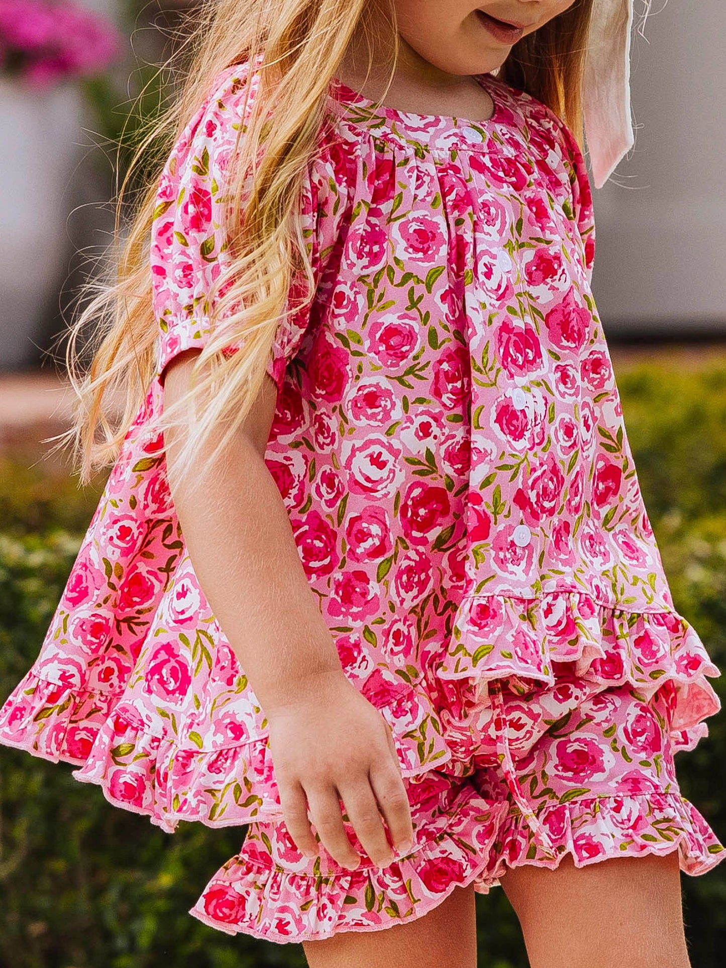 Flowy Ruffled Button Set - Covered in Roses