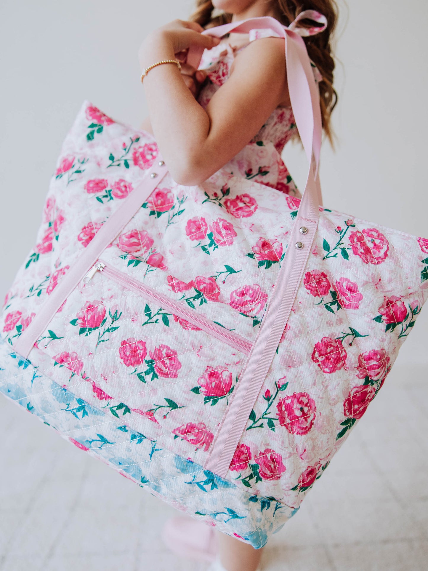 Quilted Tote - Raspberry Roses