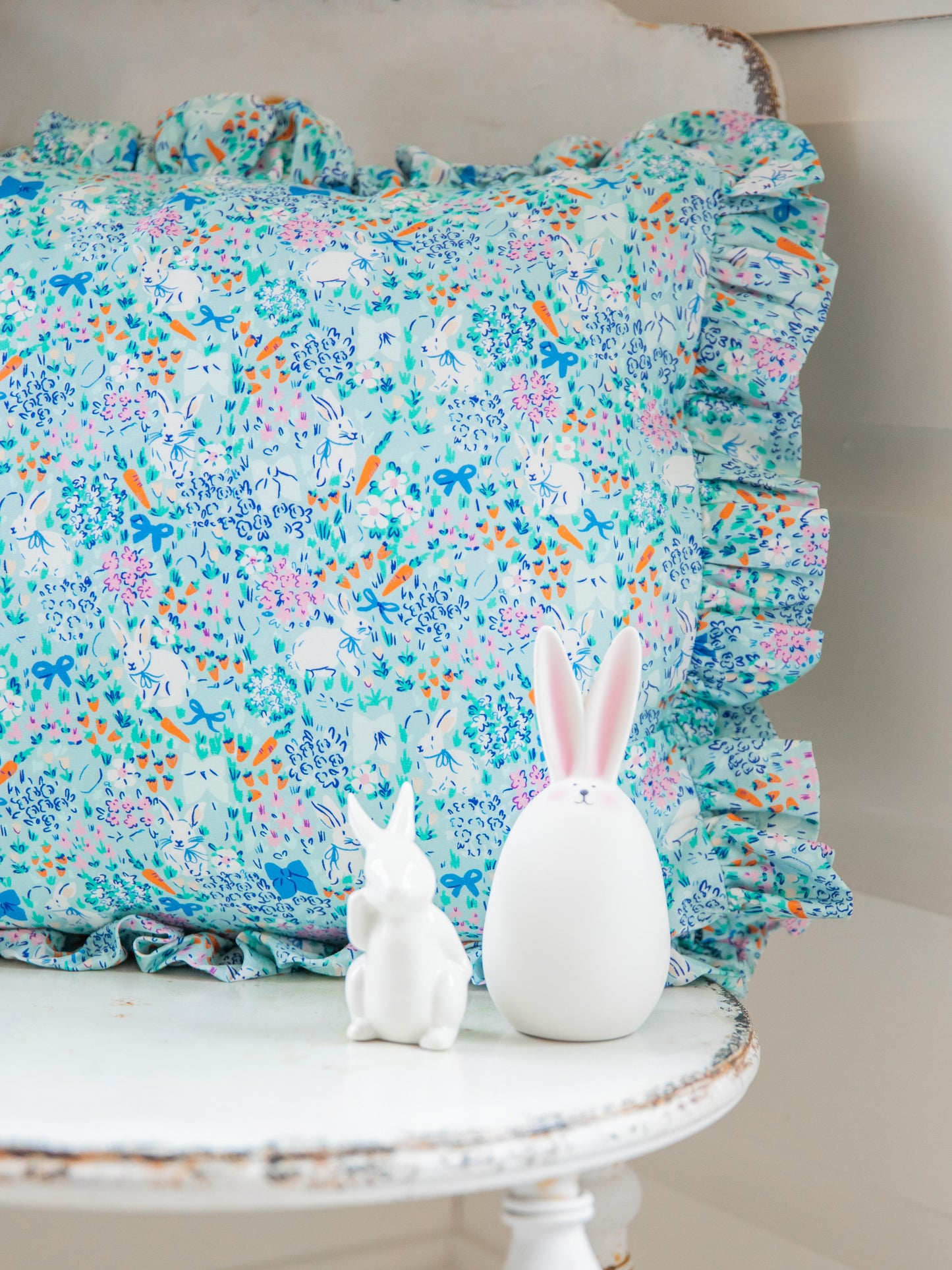 16 x 16 Pillow Cover - Bunny Kisses