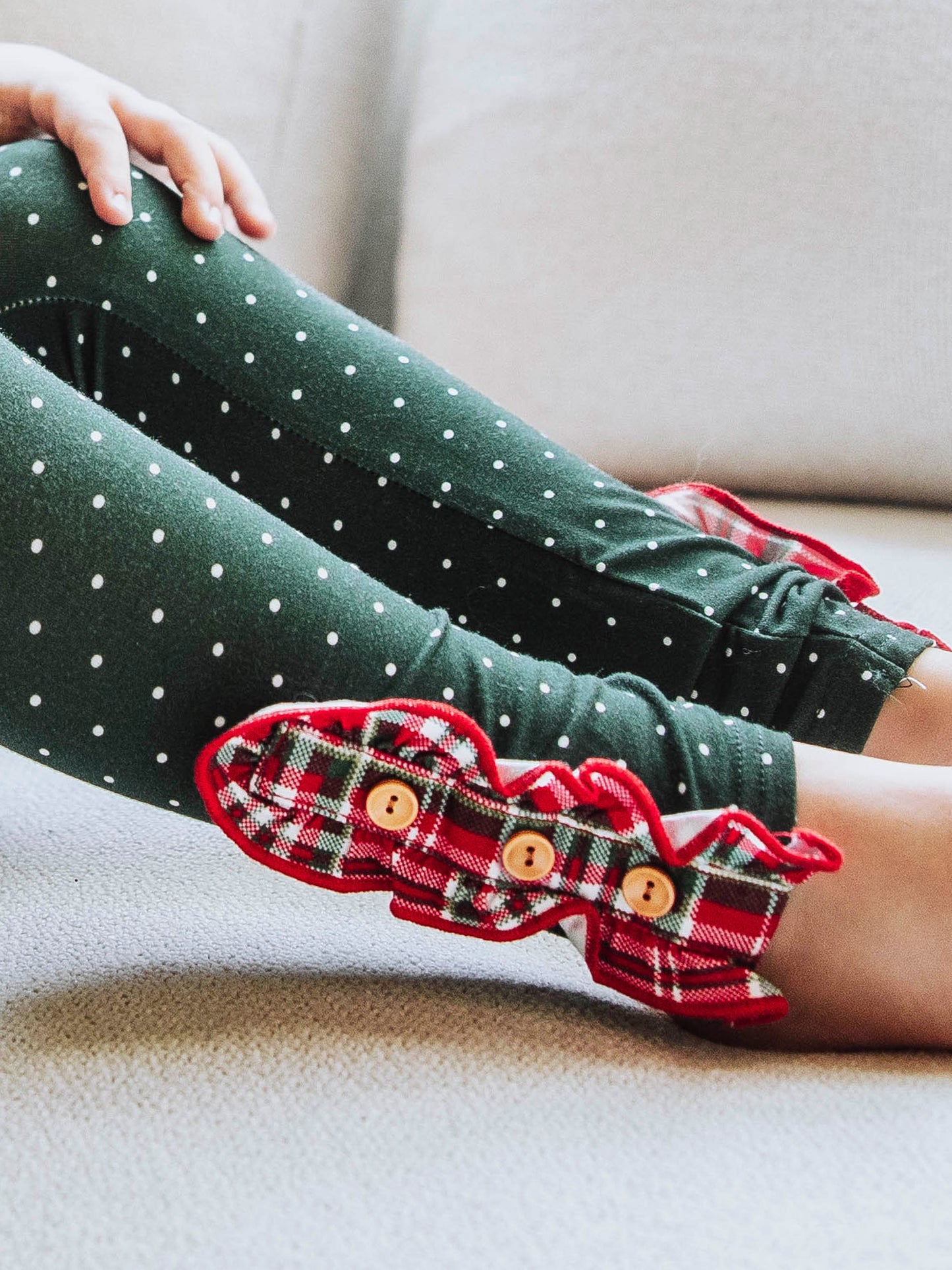 Girly Button Set - Merry Plaid