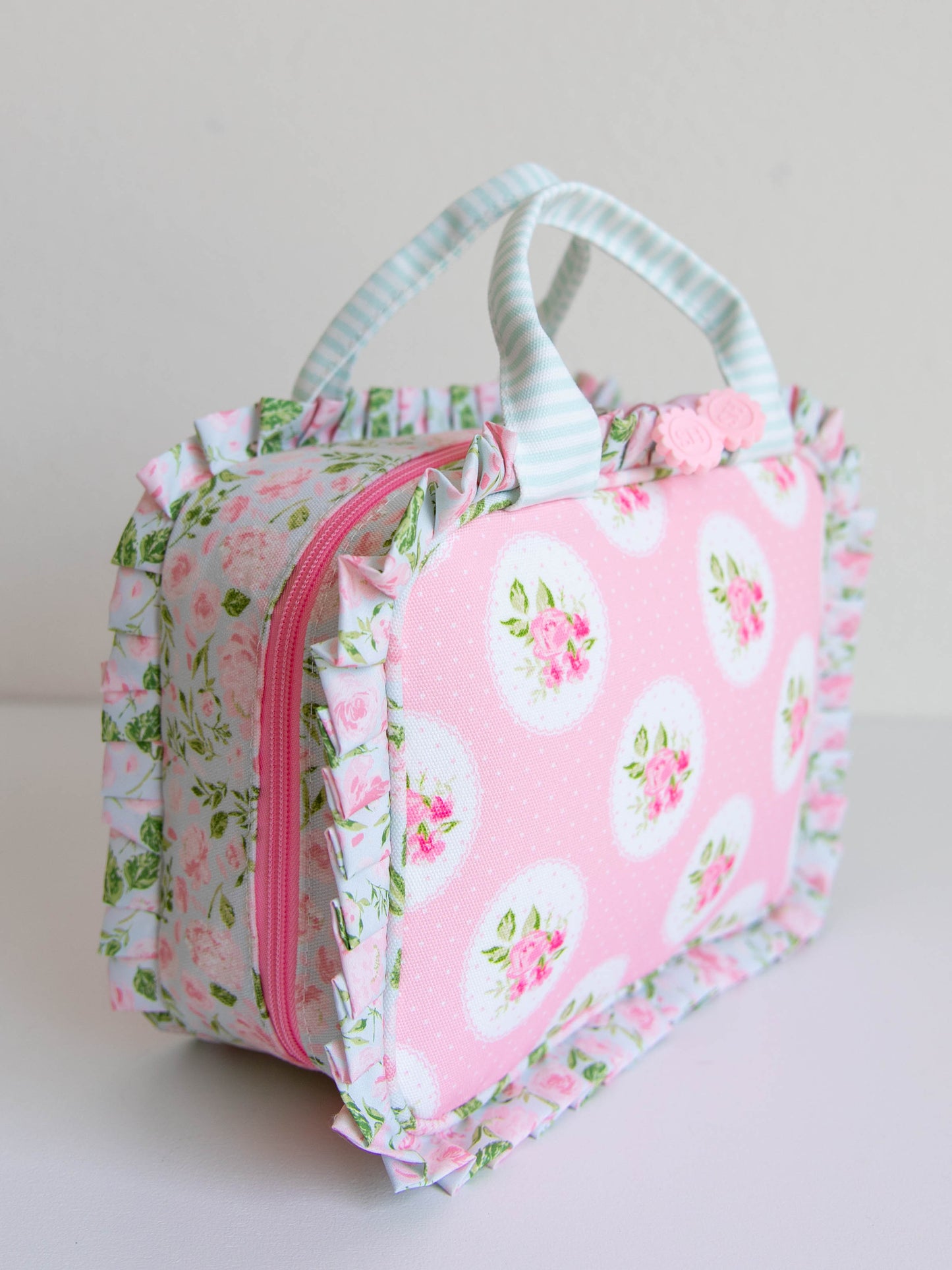 Ruffled Lunch Kit - Breezy