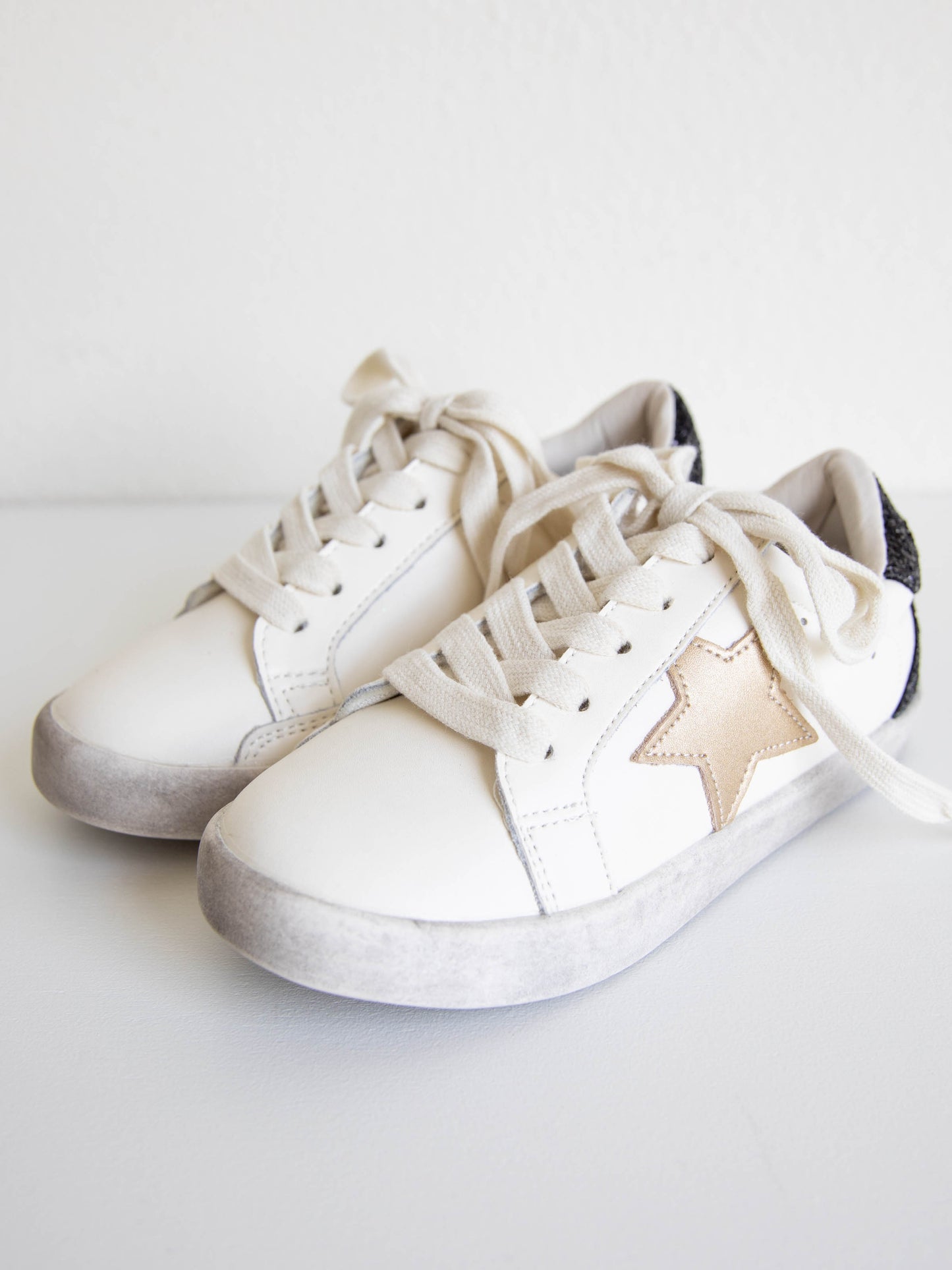 SweetHoney Sneakers - Superstar