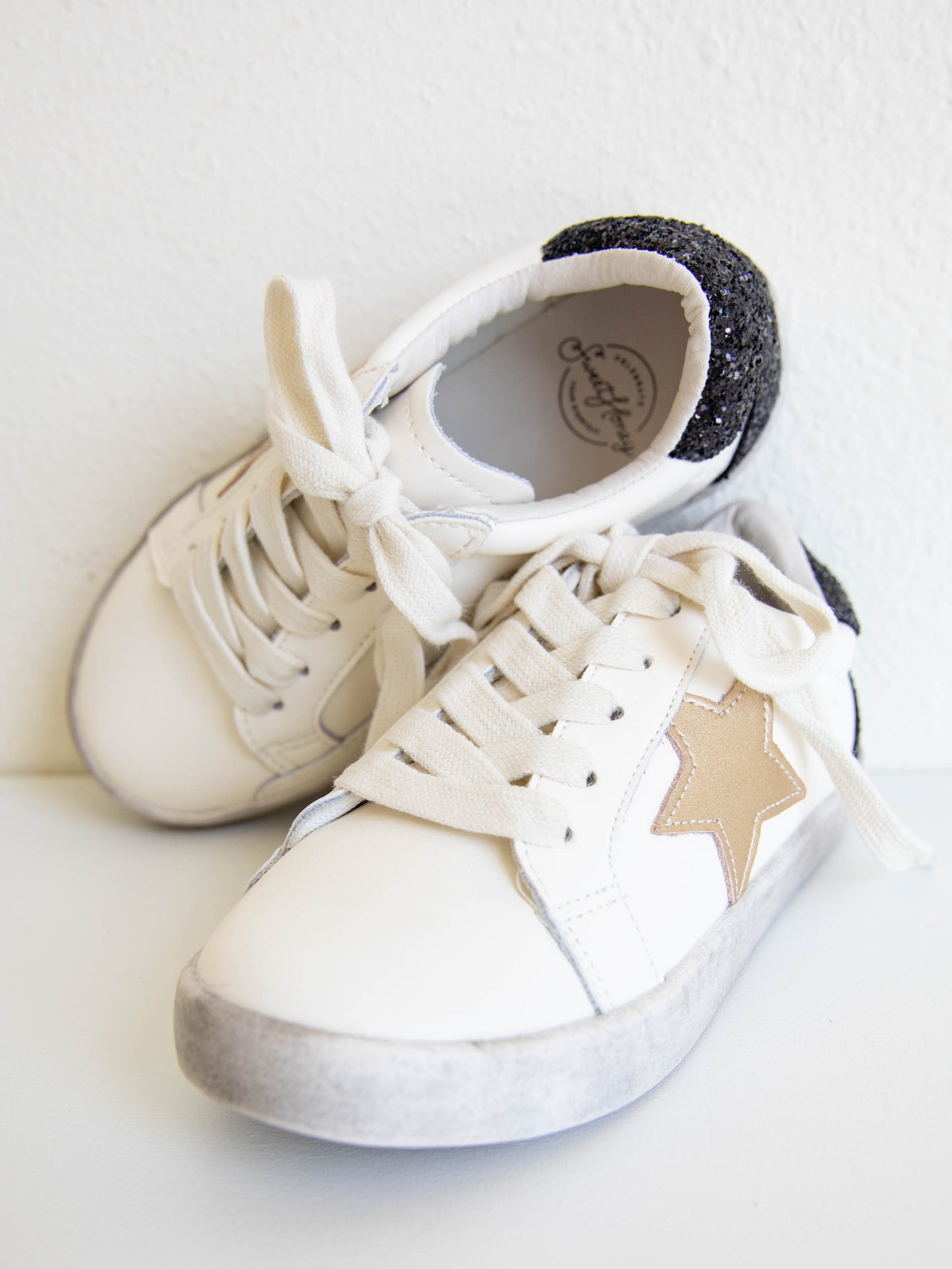 SweetHoney Sneakers - Superstar