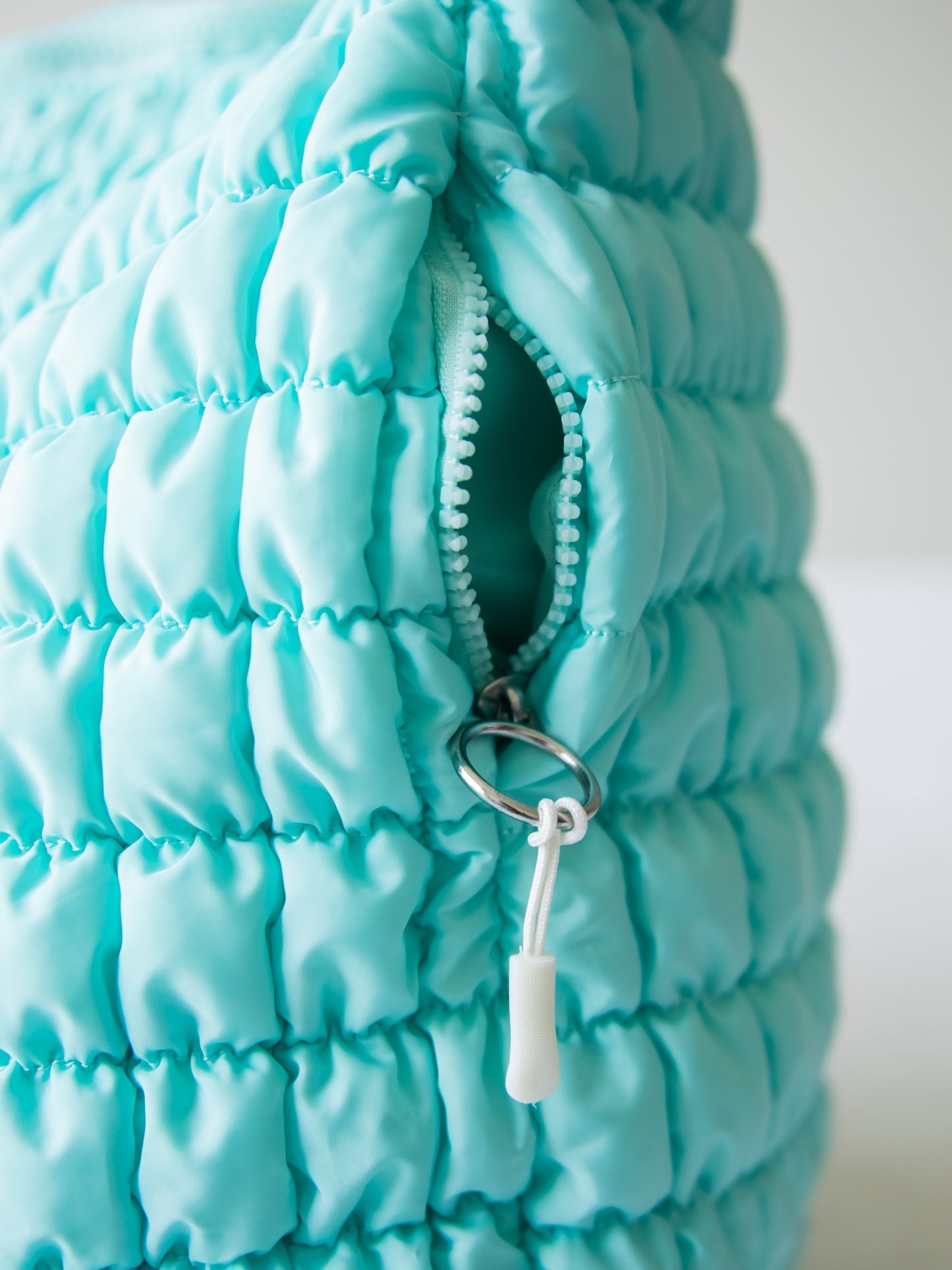 Puffer Tote - Shimmering Sea