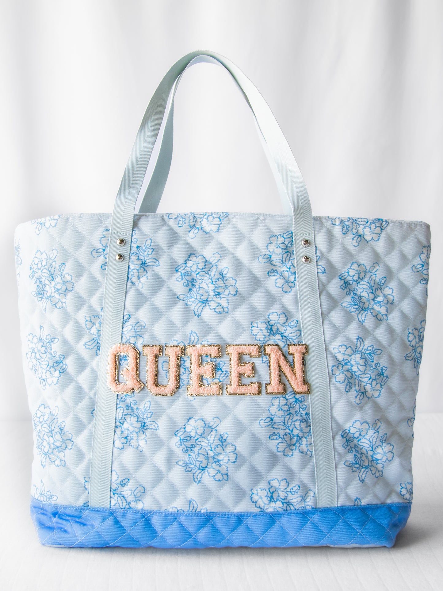 Quilted Tote - Flourishing Blues