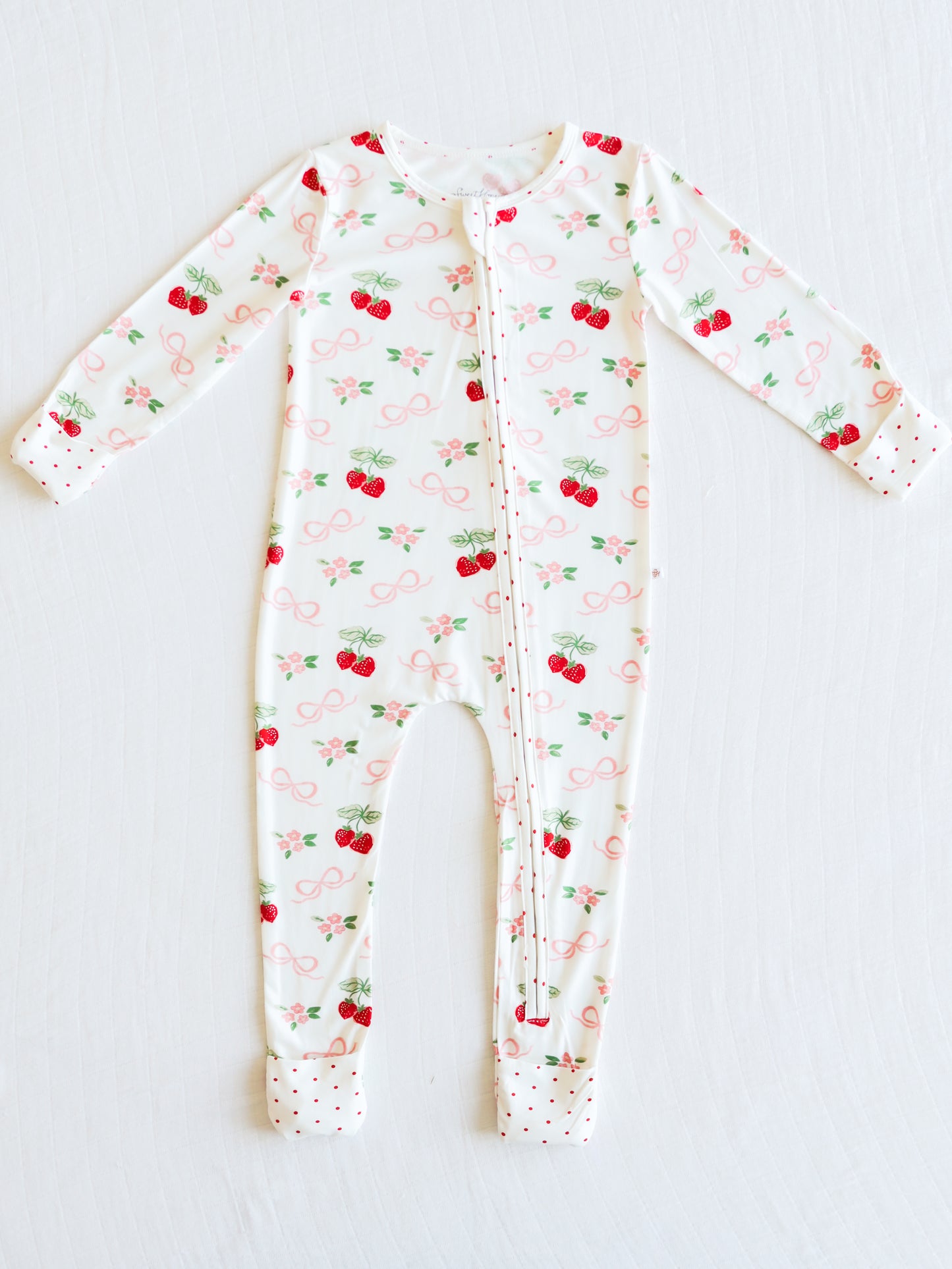 Cloud Layette - Sweet Berry Bows