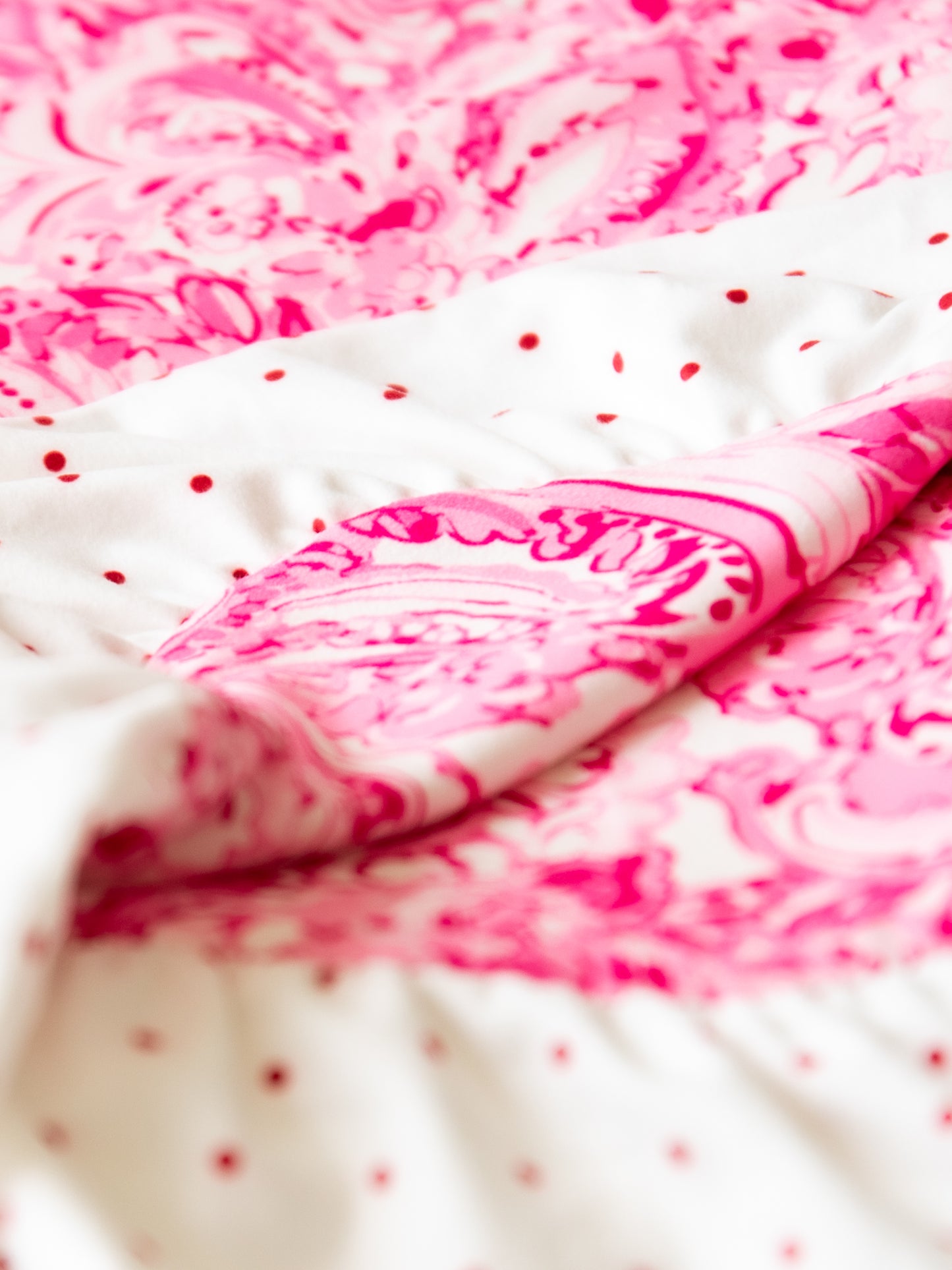 Dreamer Ruffled Blanket - Pink Paisley