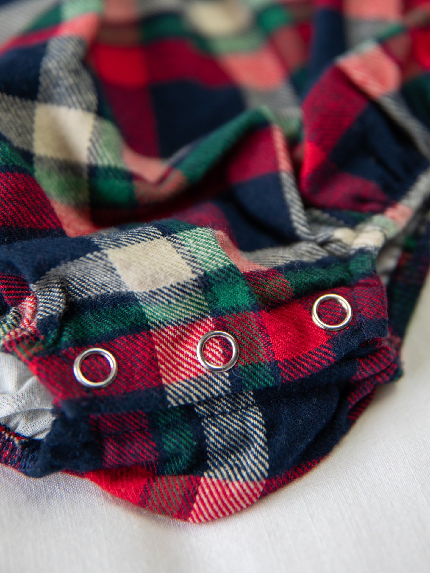 Classic Bubble - Holiday Cheer Plaid