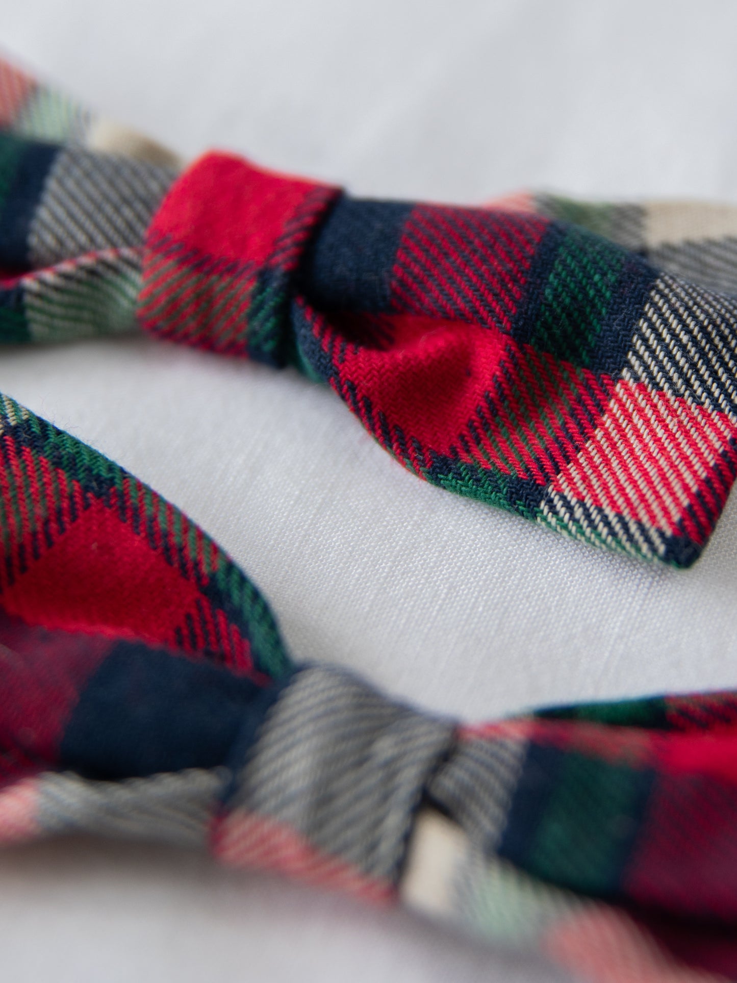 Bow Set Duo - Holiday Cheer Plaid