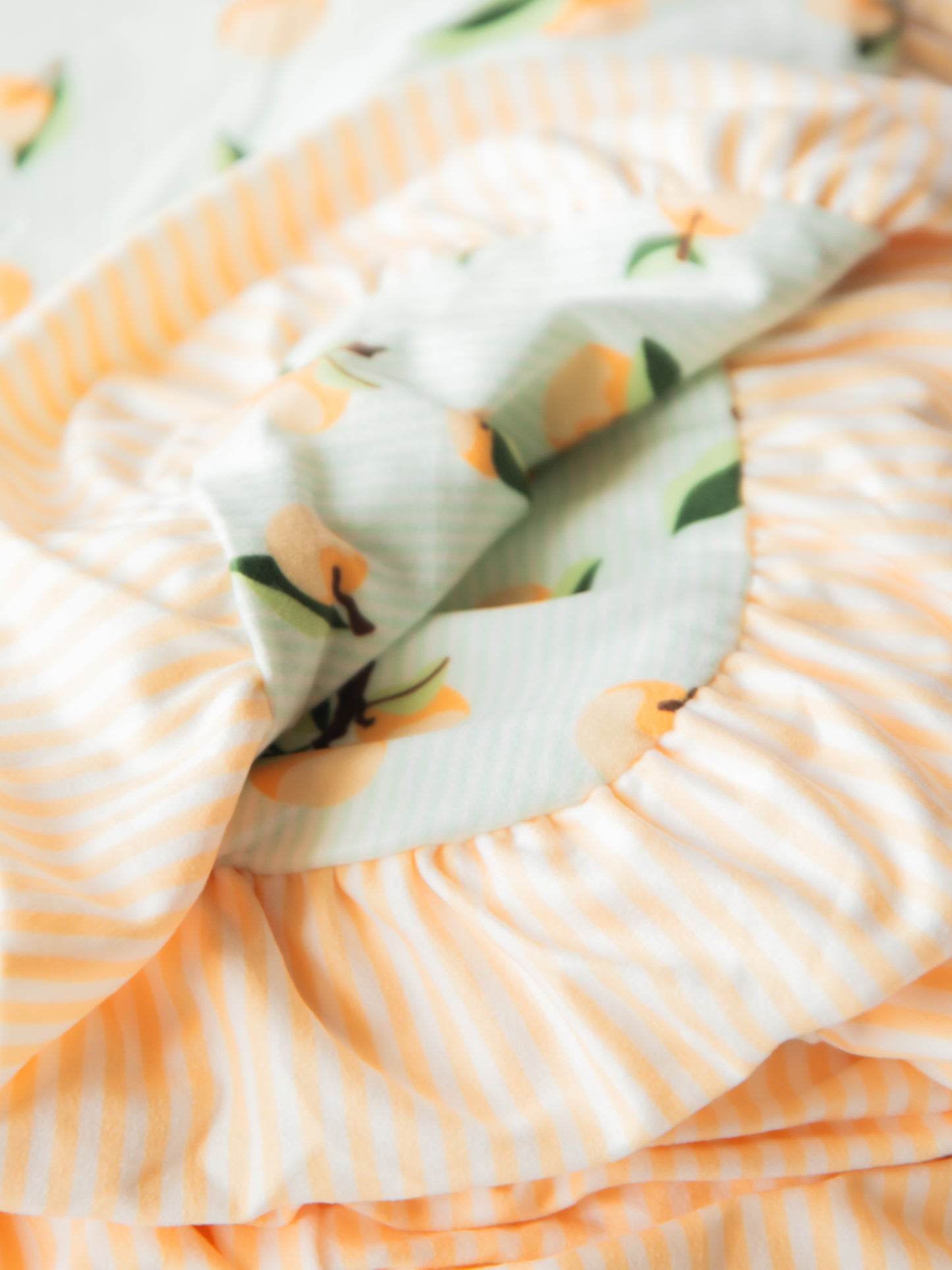 Dreamer Ruffled Blanket - Oranges Stripe