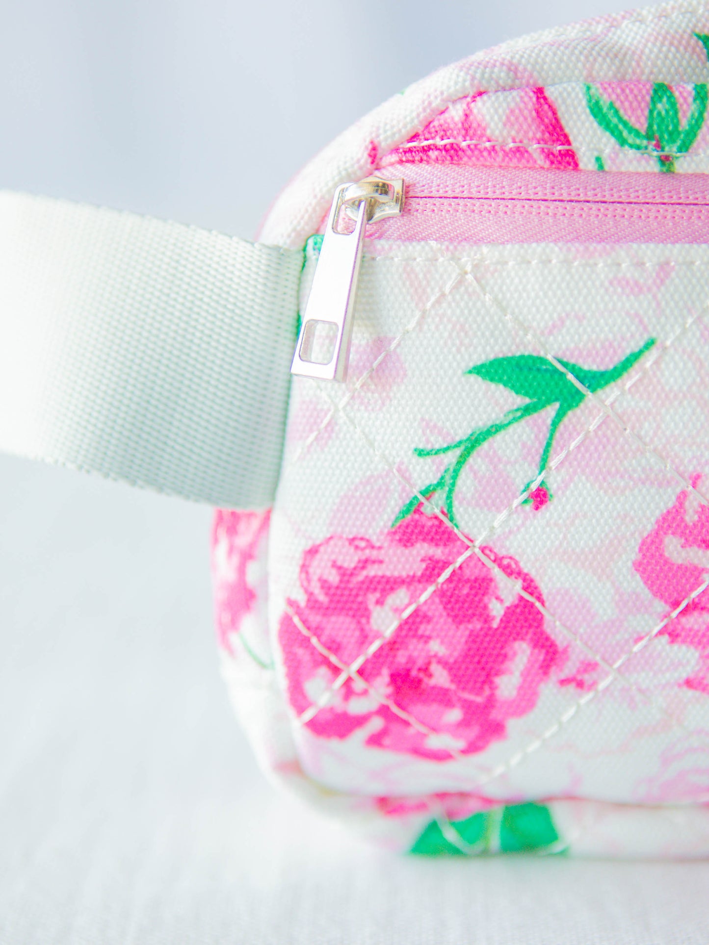 Belt Bag - Raspberry Roses